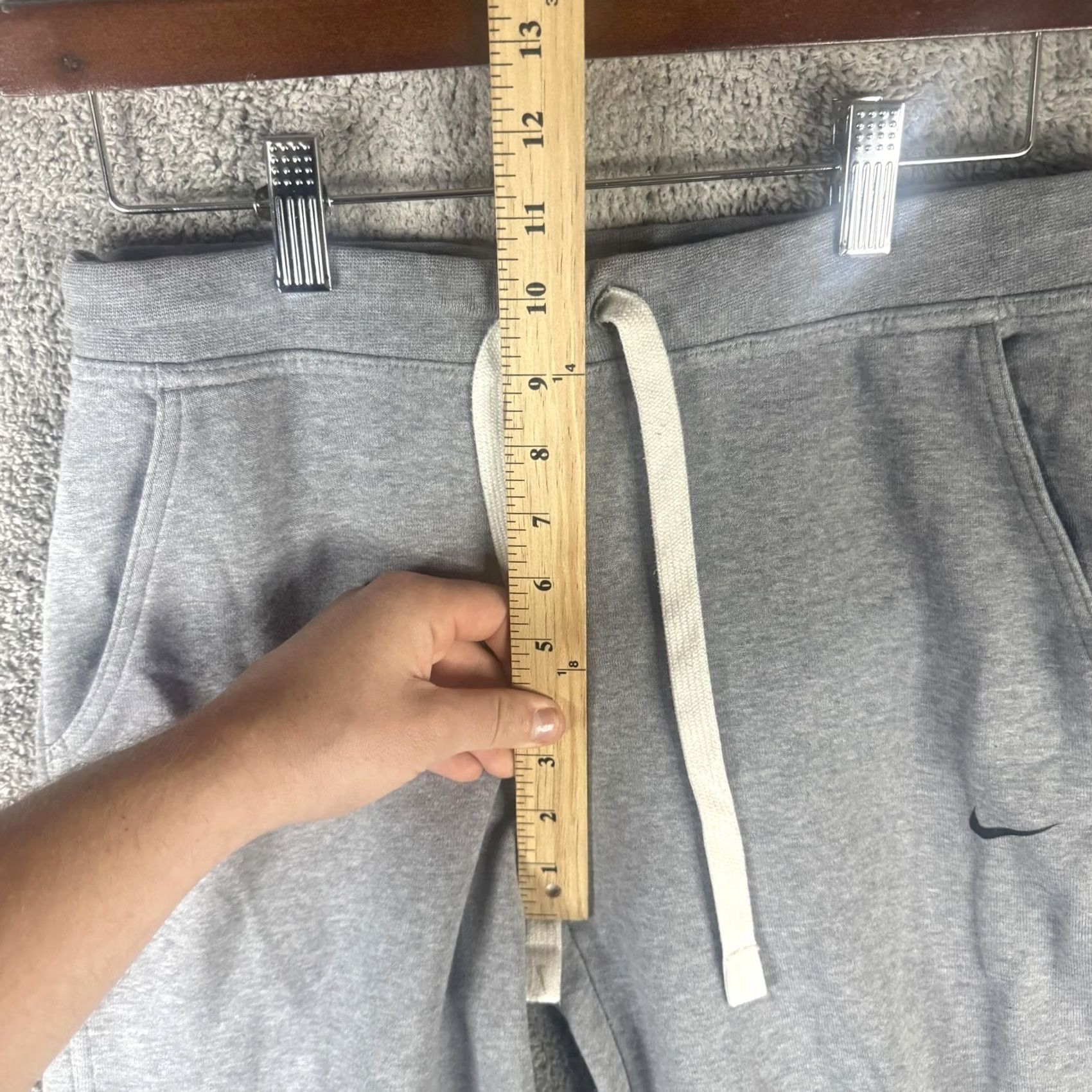 Nike Nike Dri-FIT Sweatpants Mens Small Gray Joggers Cuffed Swoosh Logo Tight Tapered Casual Activewear Size US 29 - 6 Thumbnail