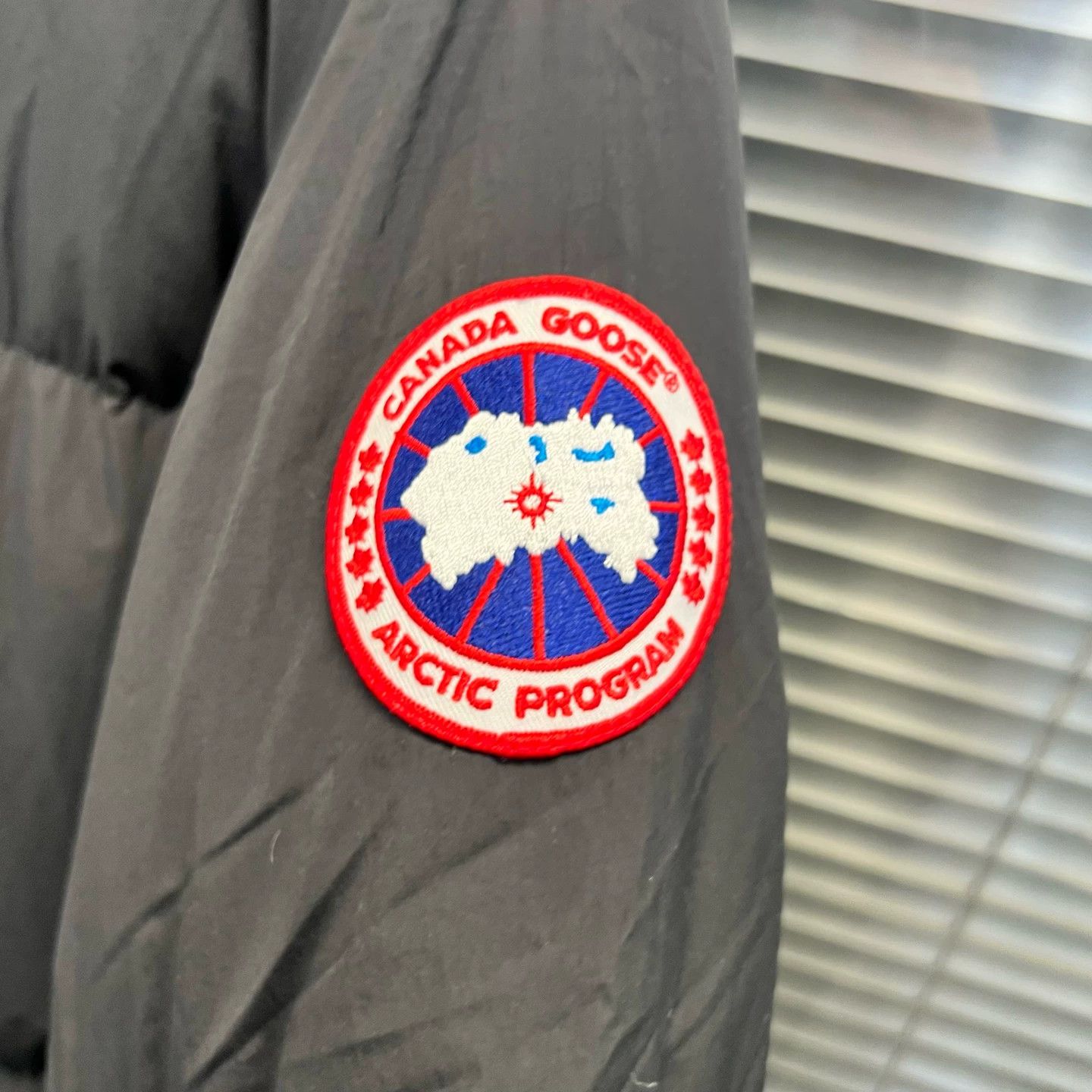 Canada Goose Canada Goose Lawrence Quilted Short Puffer Jacket XL 99N Size XL / US 12-14 / IT 48-50 - 3 Thumbnail
