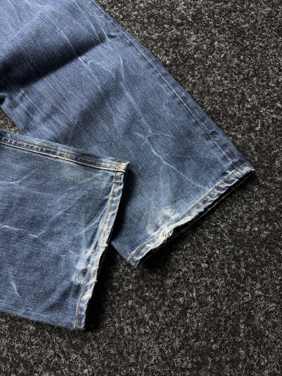 G-Star Vntg 00s G-Star RAW Y2K Faded Zip Pocket Rock Denim Jeans Size US 32 / EU 48 - 14 Thumbnail