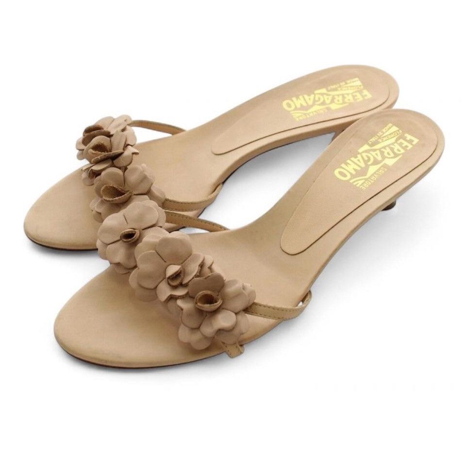 Salvatore Ferragamo Flower Nude Kitten Heels Salvatore Ferragamo Size US 7.5 / IT 37.5 - 1 Thumbnail