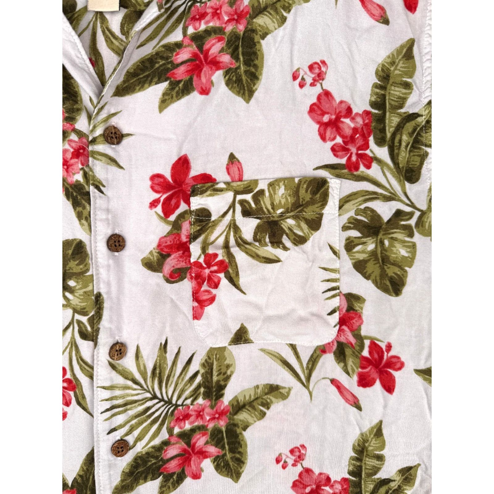 Vintage St. John's Bay Shirt Men L White Floral Hawaiian 100% Rayon Pocket Button-Up Classic Short Sleeve Casual Mens Size US L / EU 52-54 / 3 - 6 Thumbnail
