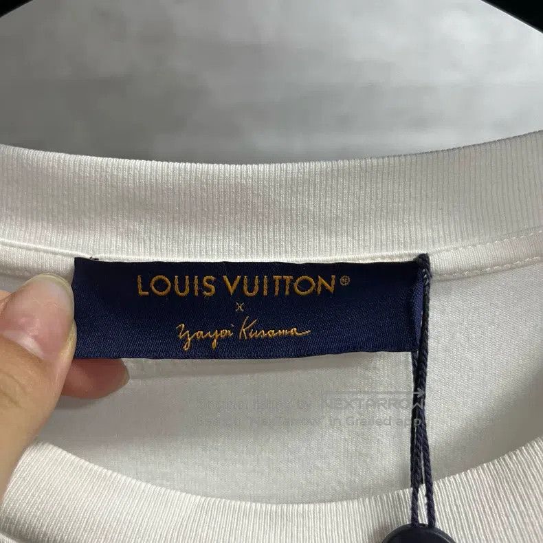 Louis Vuitton Louis Vuitton size 5l White Logo Pumpkin Print Crew Neck Sh Size US M / EU 48-50 / 2 - 2 Thumbnail