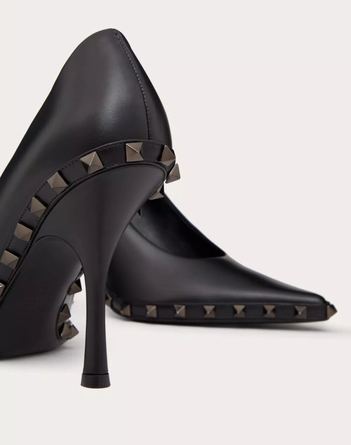 Valentino o1s1wg111125 Rockstud Pumps Calfskin Tone-on-tone Studs Size US 10.5 / IT 40.5 - 5 Thumbnail