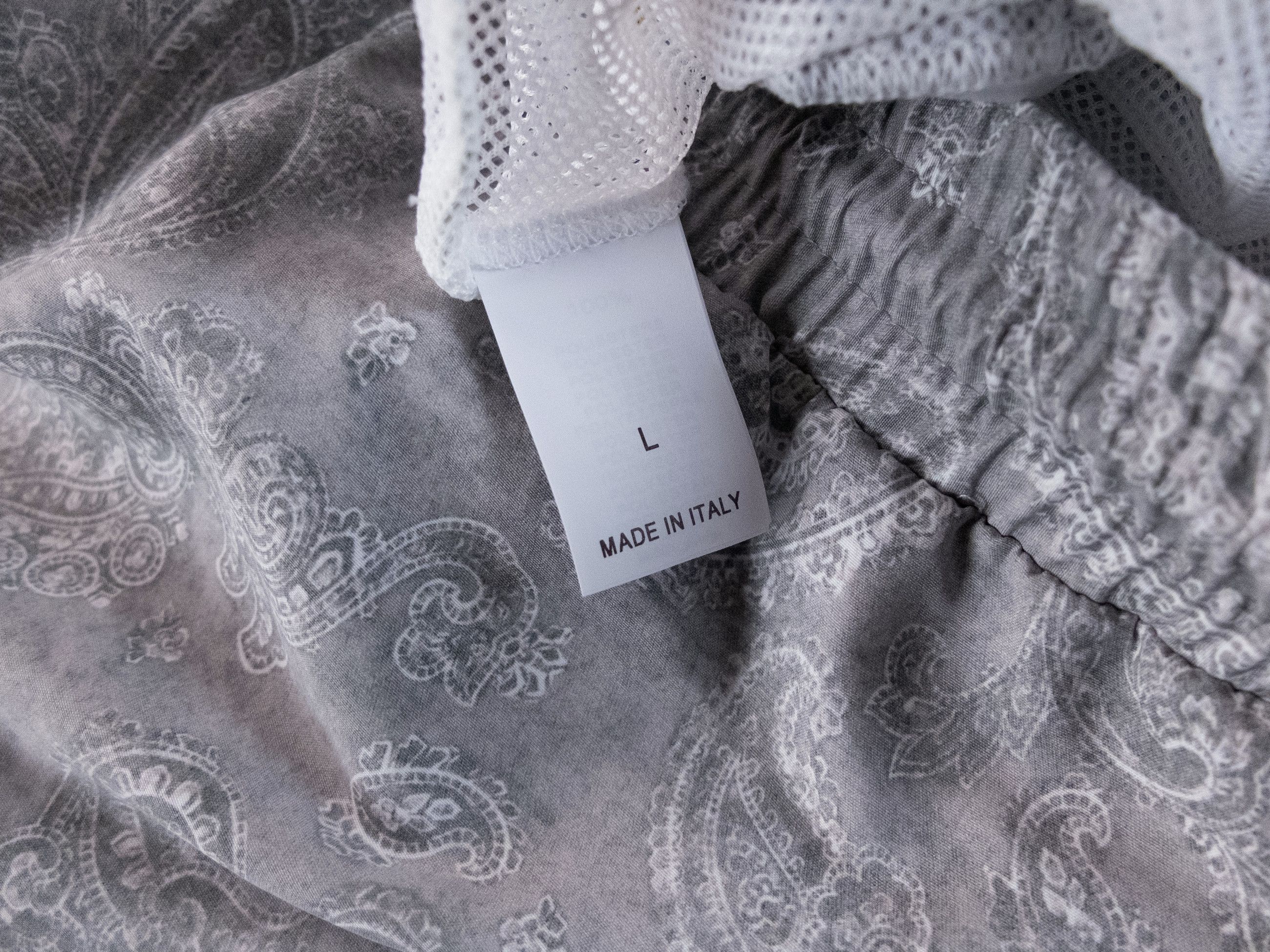 Brunello Cucinelli BRUNELLO CUCINELLI gray paisley print swim shorts Large NWT Size US 34 / EU 50 - 9 Thumbnail