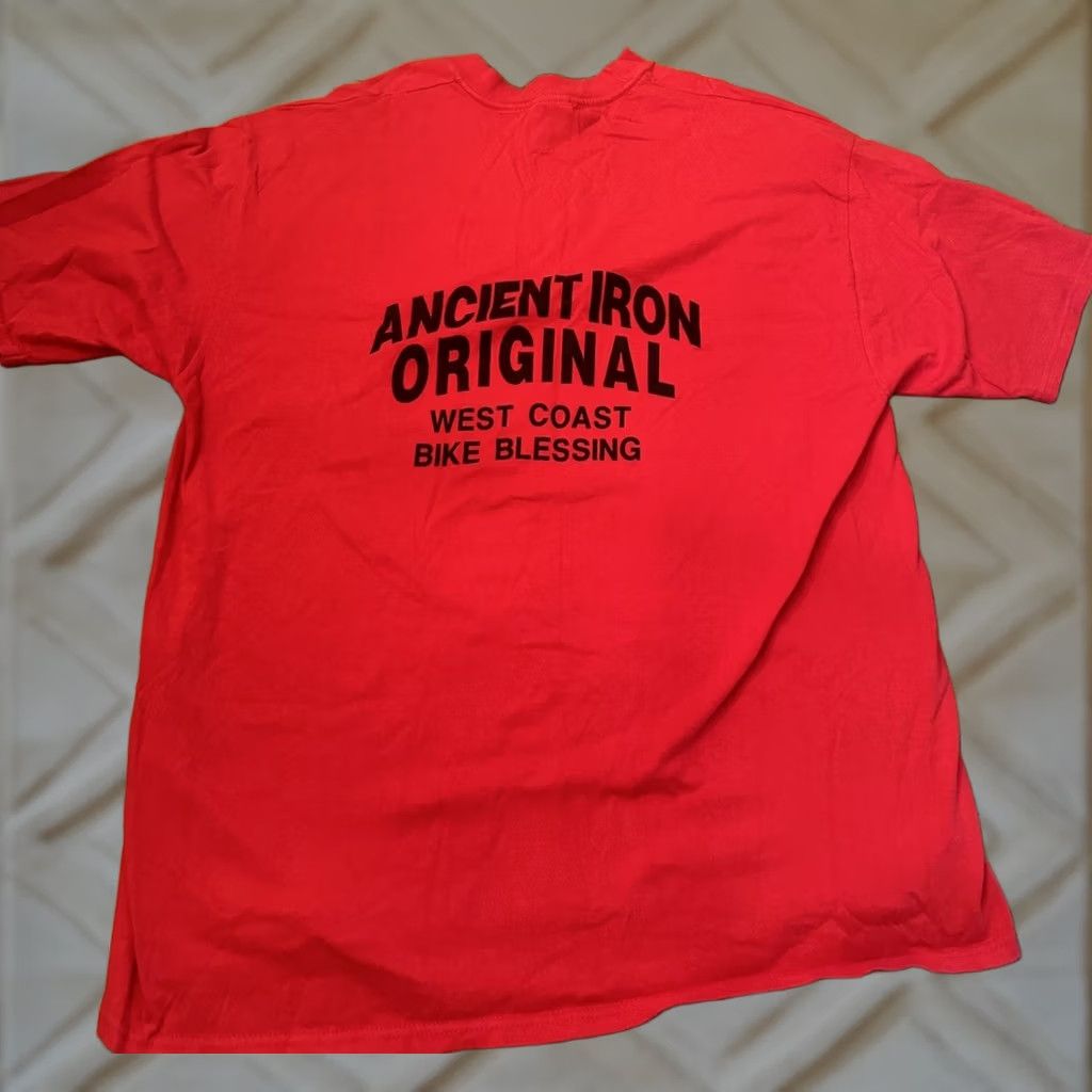 Vintage VINTAGE Coast West Coast Bike Blessing Shirt 2XL Red Harley Motorcycle Mens T-Shirt Size US XXL / EU 58 / 5 - 1 Thumbnail