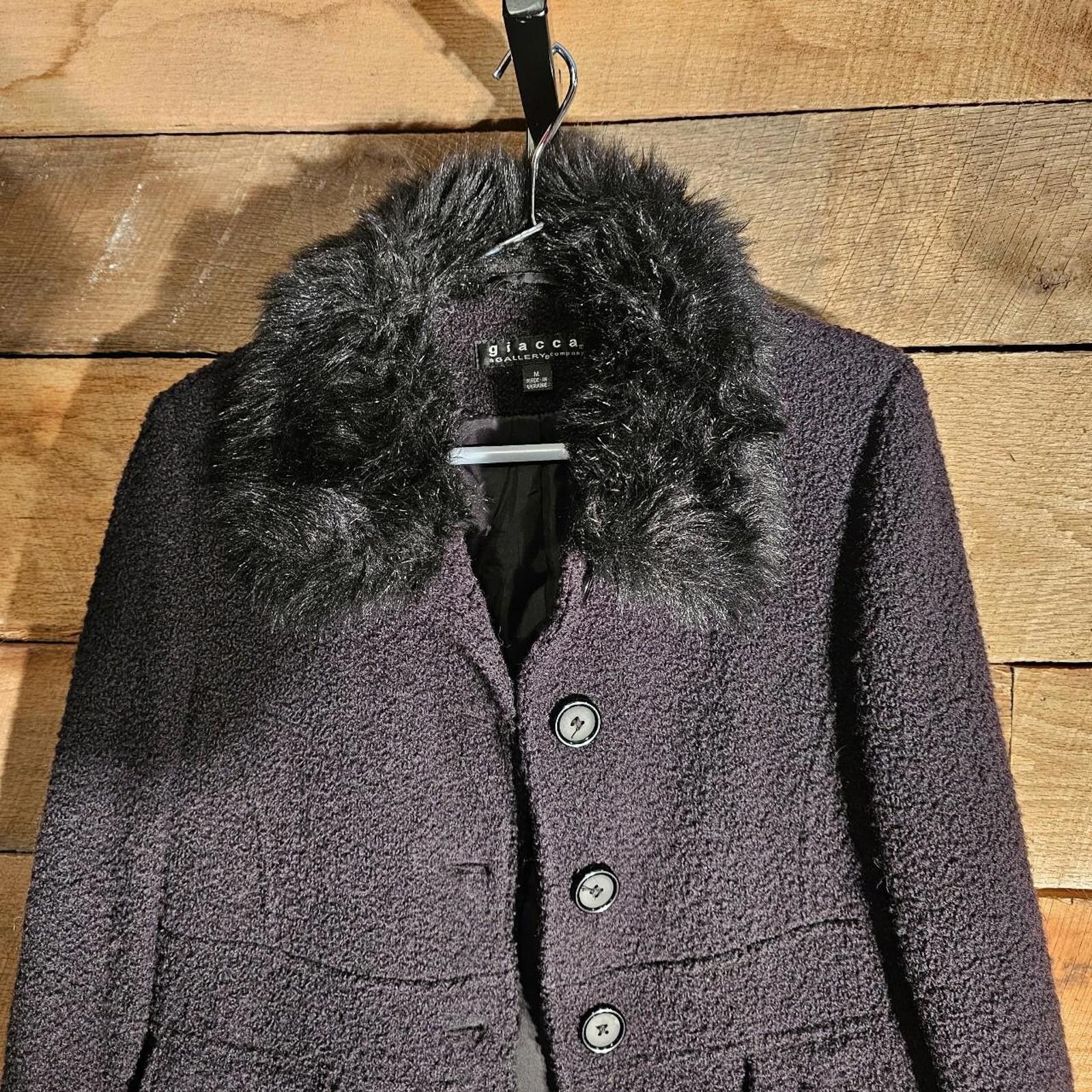 Other Women's Black Jacket with Faux Fur Collar Size M / US 6-8 / IT 42-44 - 2 Thumbnail