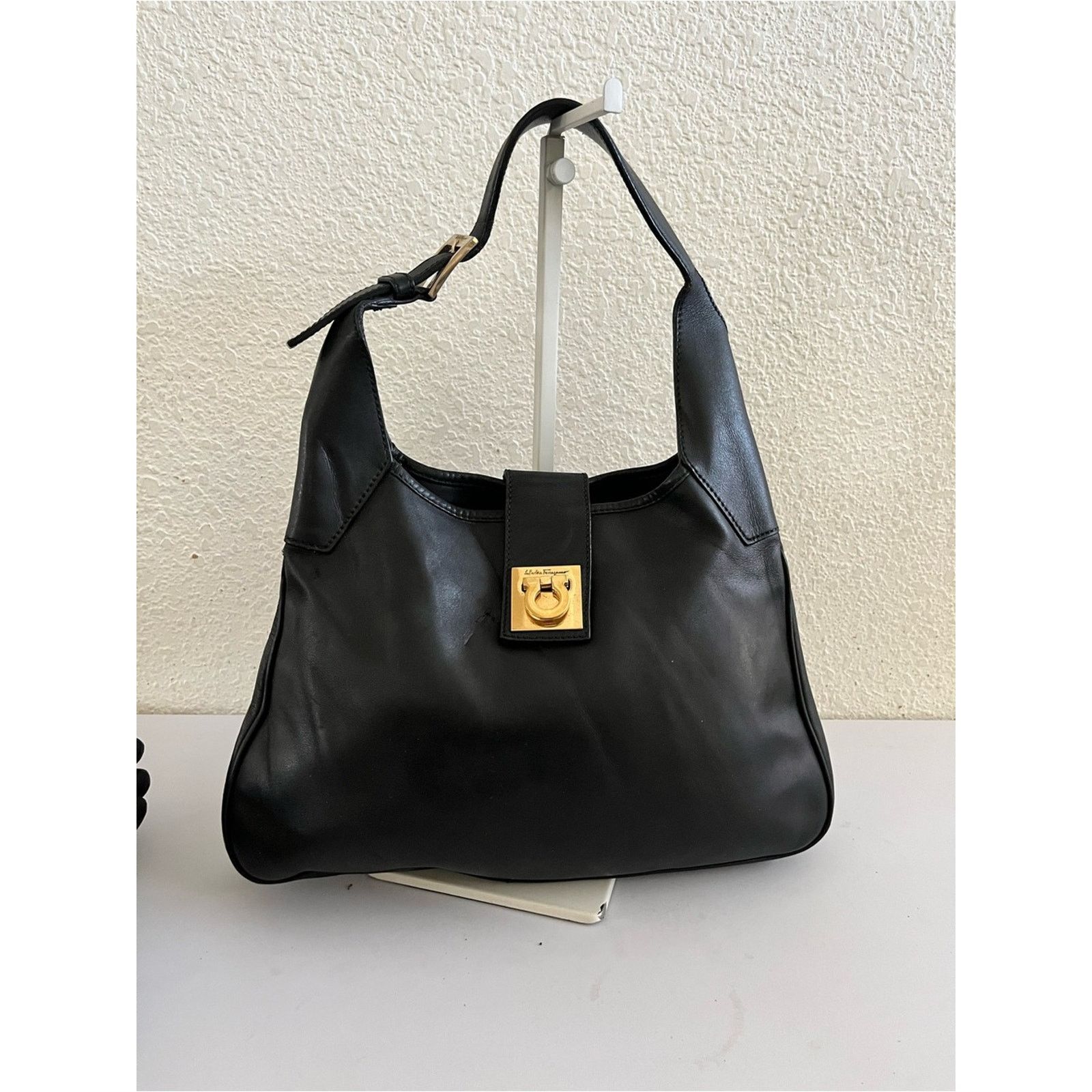Salvatore Ferragamo Ferragamo vintage leather hobo bag Size ONE SIZE - 1 Thumbnail