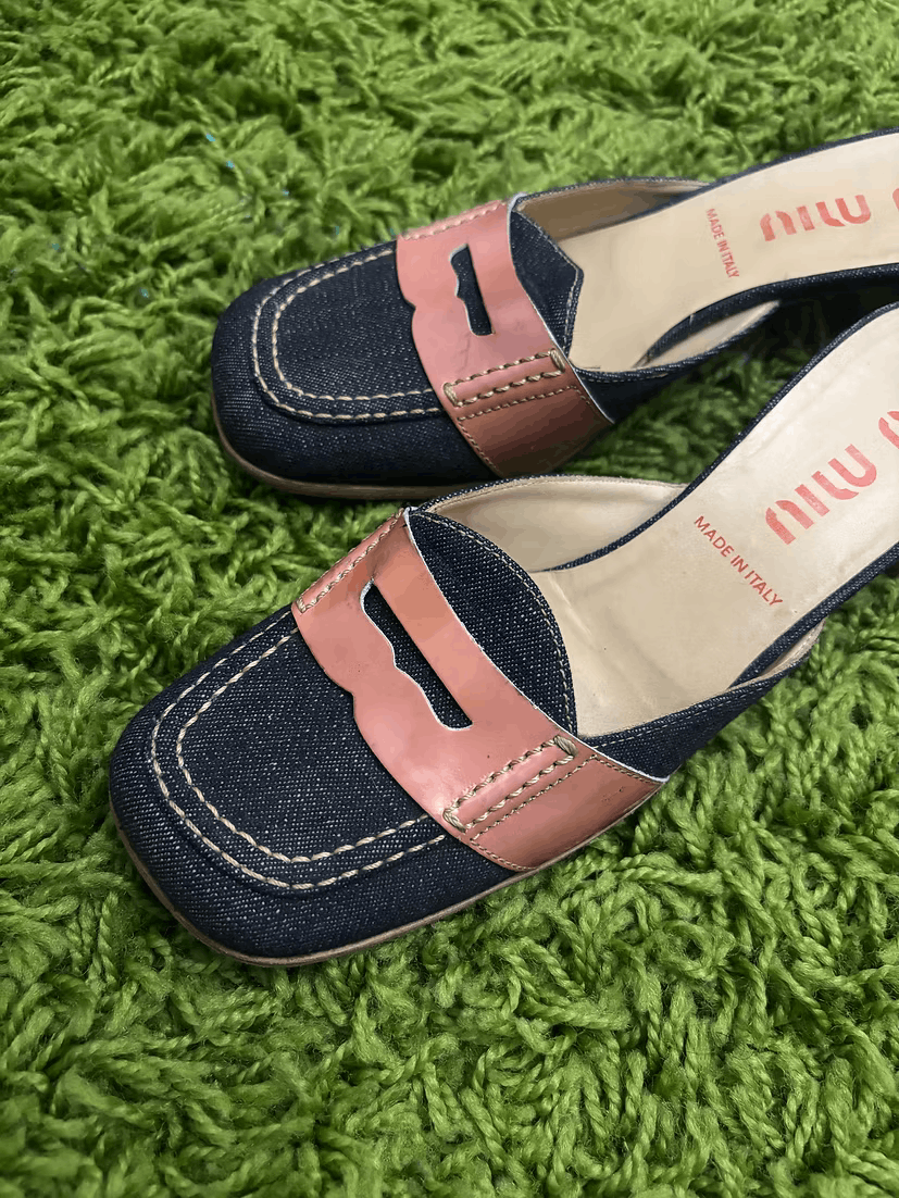 Miu Miu Early 2000s Kitten Heel Denim Loafer Mules Size US 7 / IT 37 - 3 Thumbnail