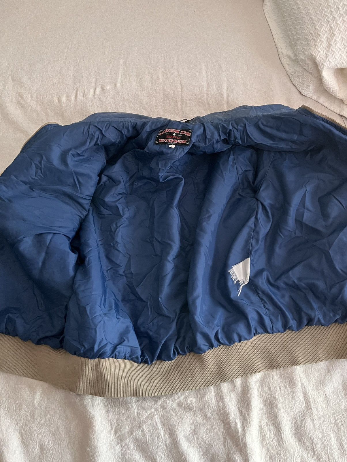 Other Blue and Beige Puffer/Bomber Size US L / EU 52-54 / 3 - 4 Thumbnail