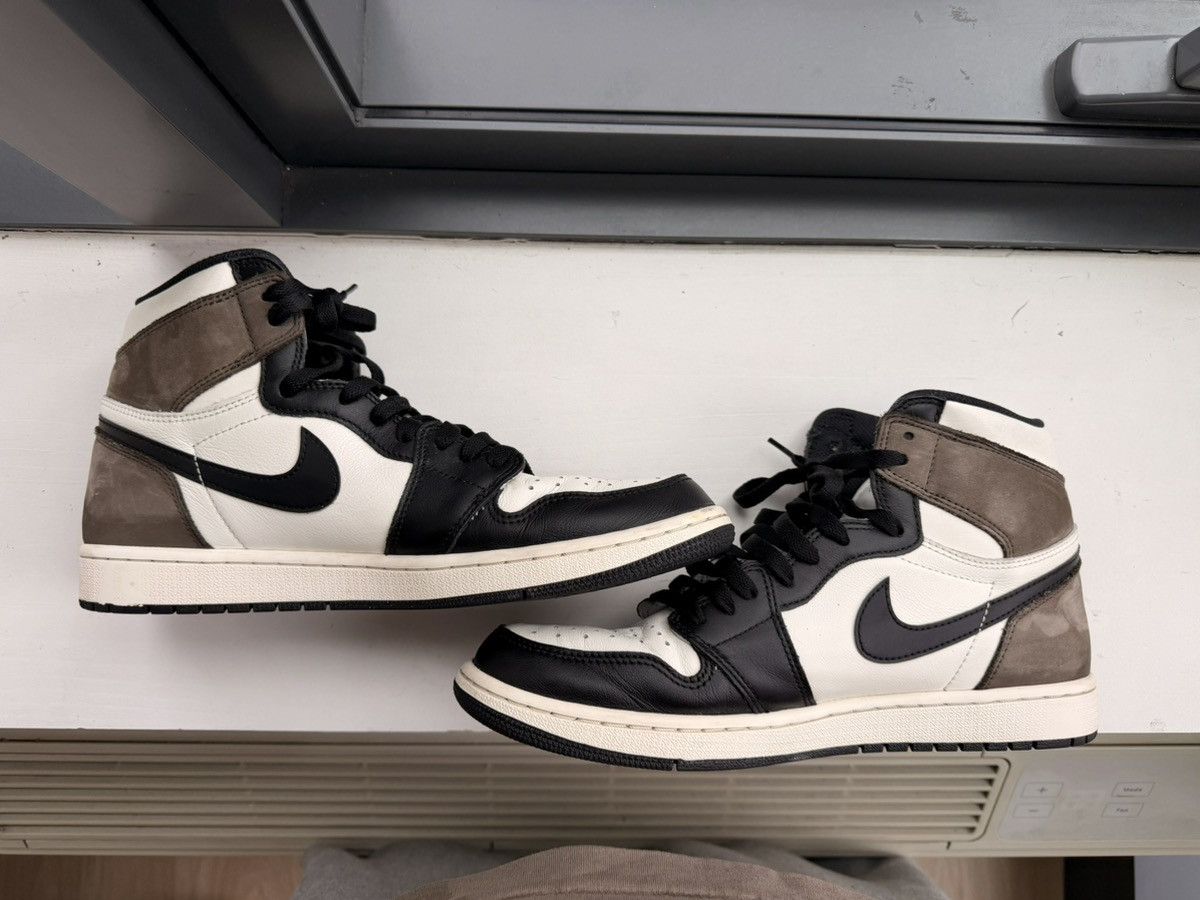 Jordan Brand Nike Air Jordan 1 Mocha Size US 11 / EU 44 - 6 Thumbnail