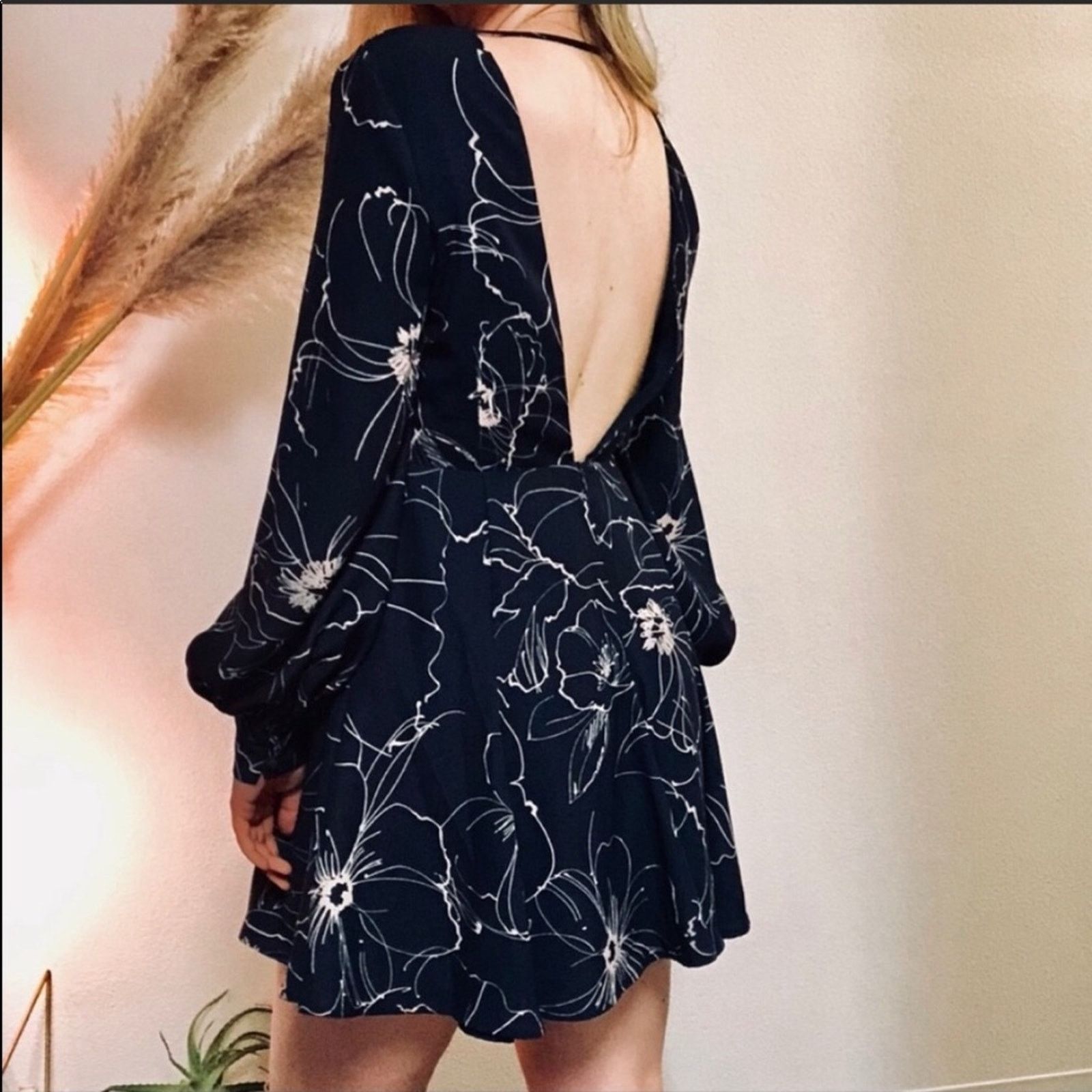 Nordstrom KEEPSAKE Navy Blue Cream Printed Long Open Back Mini Dress L Size L / US 10 / IT 46 - 2 Thumbnail