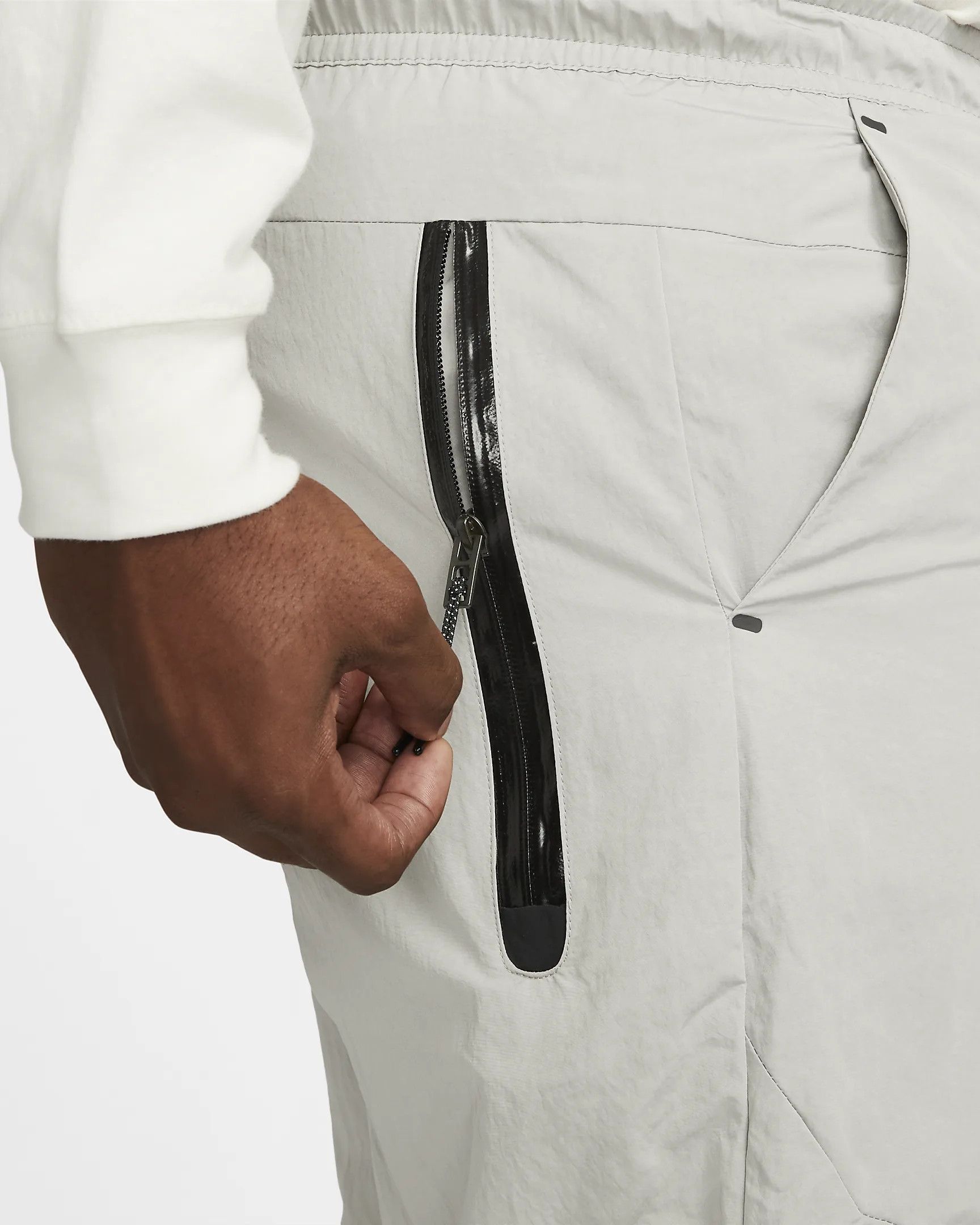 Nike Nike Sportswear Tech Essentials Men's lined Commuter Pants Size US 32 / EU 48 - 5 Thumbnail