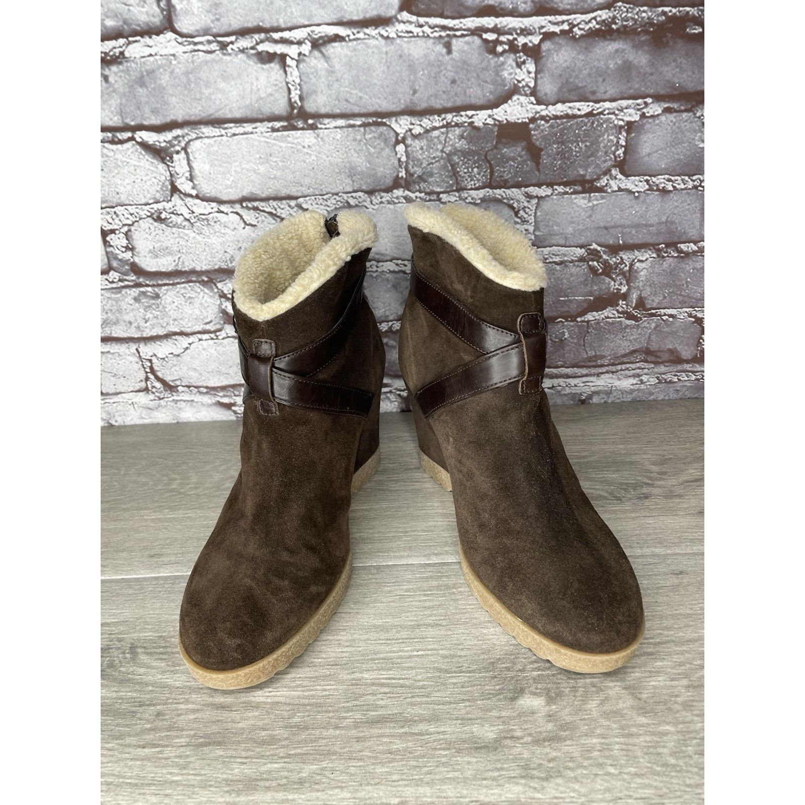 Aquatalia Aquatalia Brown Suede Faux Fur Strap Ankle Wedge Booties Wom Size US 10 / IT 40 - 15 Thumbnail