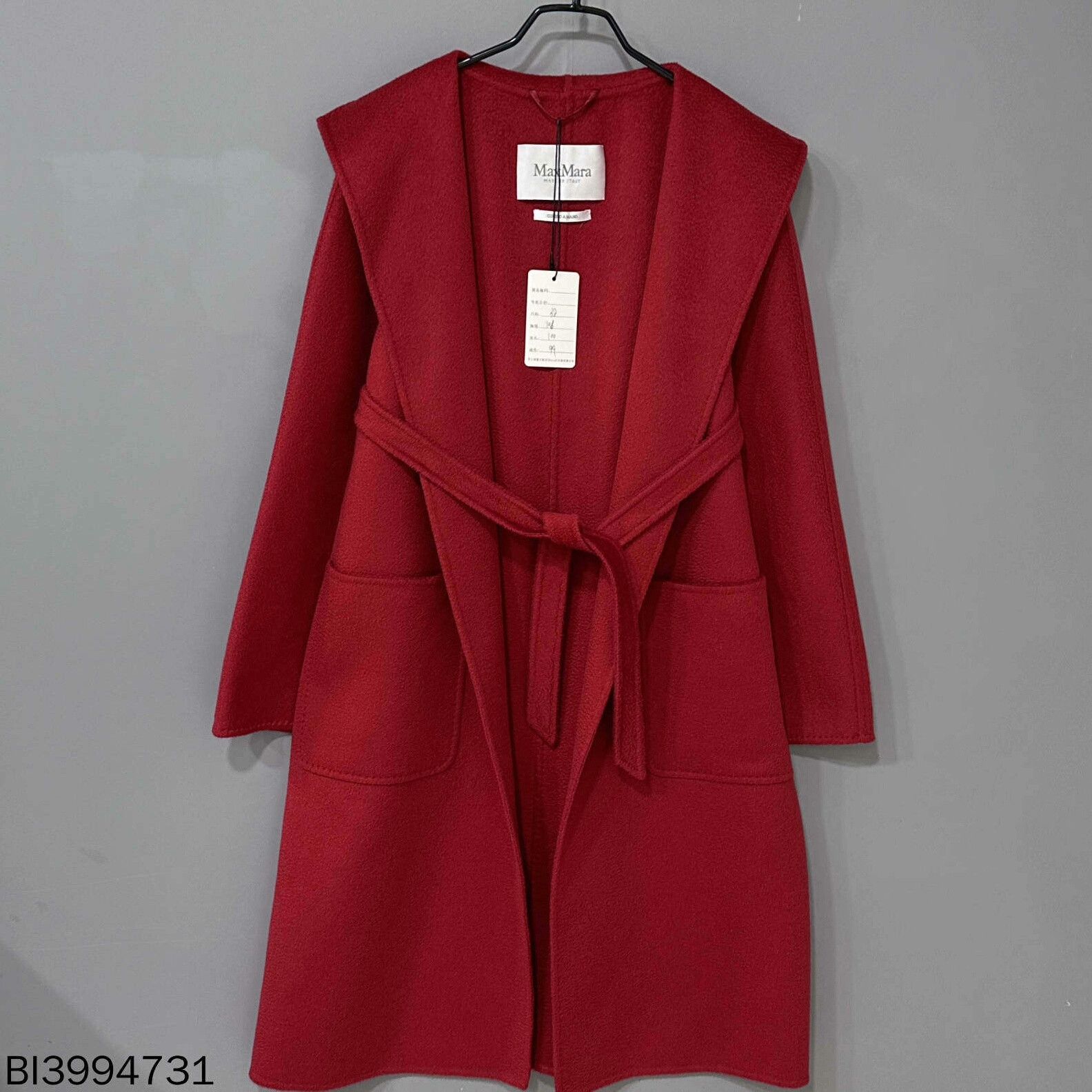 Max Mara lilia cashmere wave robe by MaxMara Size US M / EU 48-50 / 2 - 1 Thumbnail