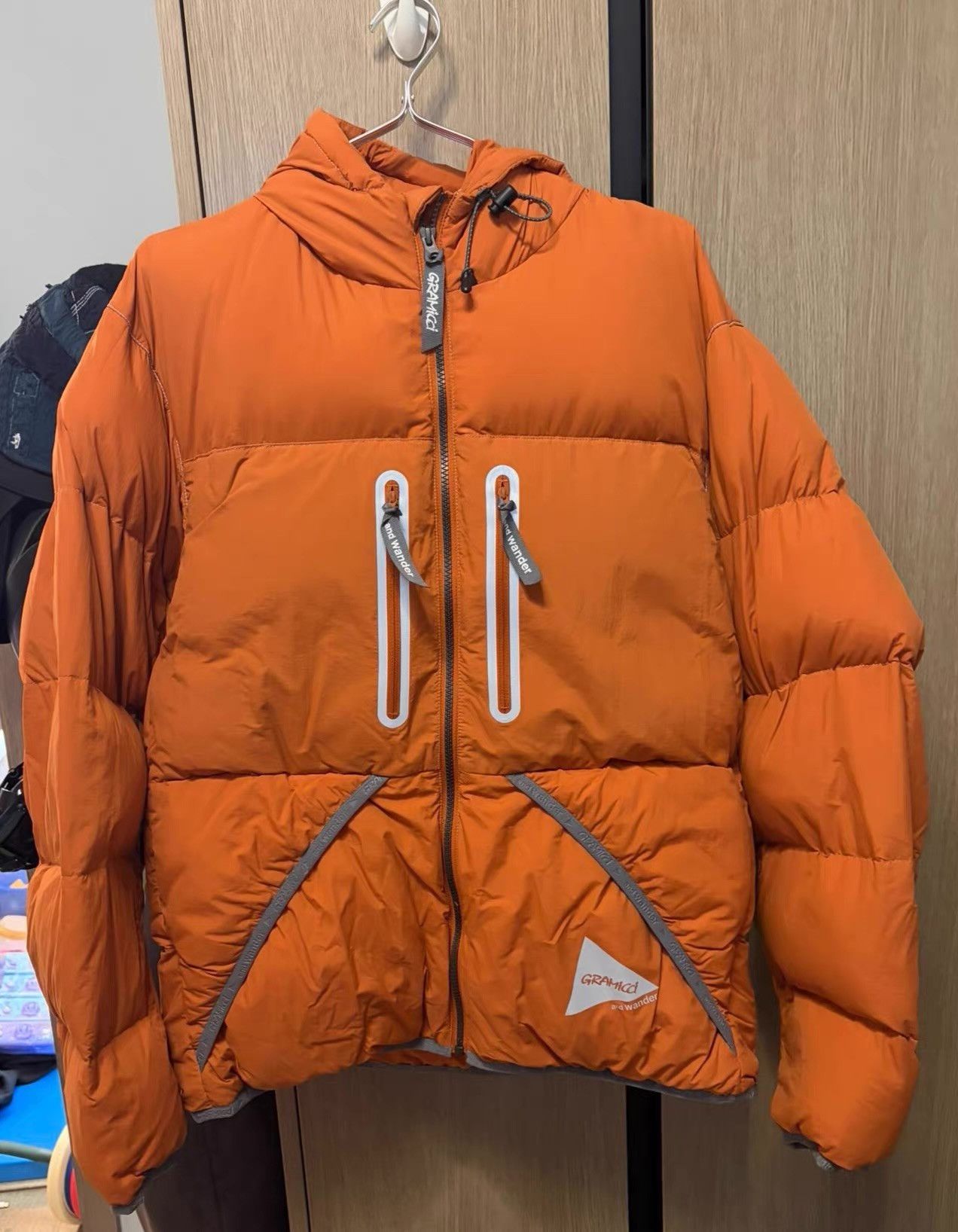 And Wander and wander × Gramicci down jacket Q6 Size US L / EU 52-54 / 3 - 1 Thumbnail