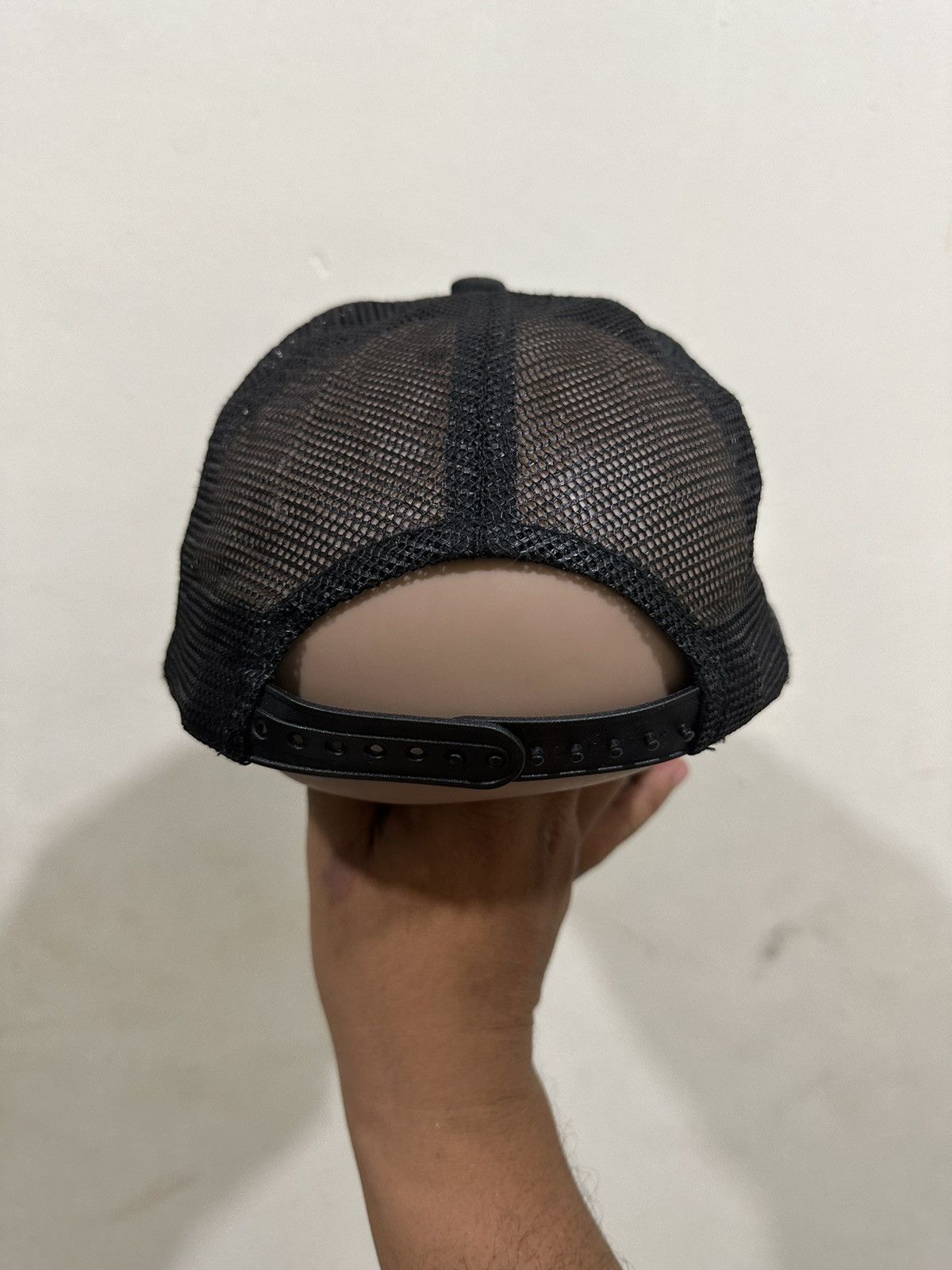One Piece Distress One Piece Trucked Hat Size ONE SIZE - 4 Thumbnail