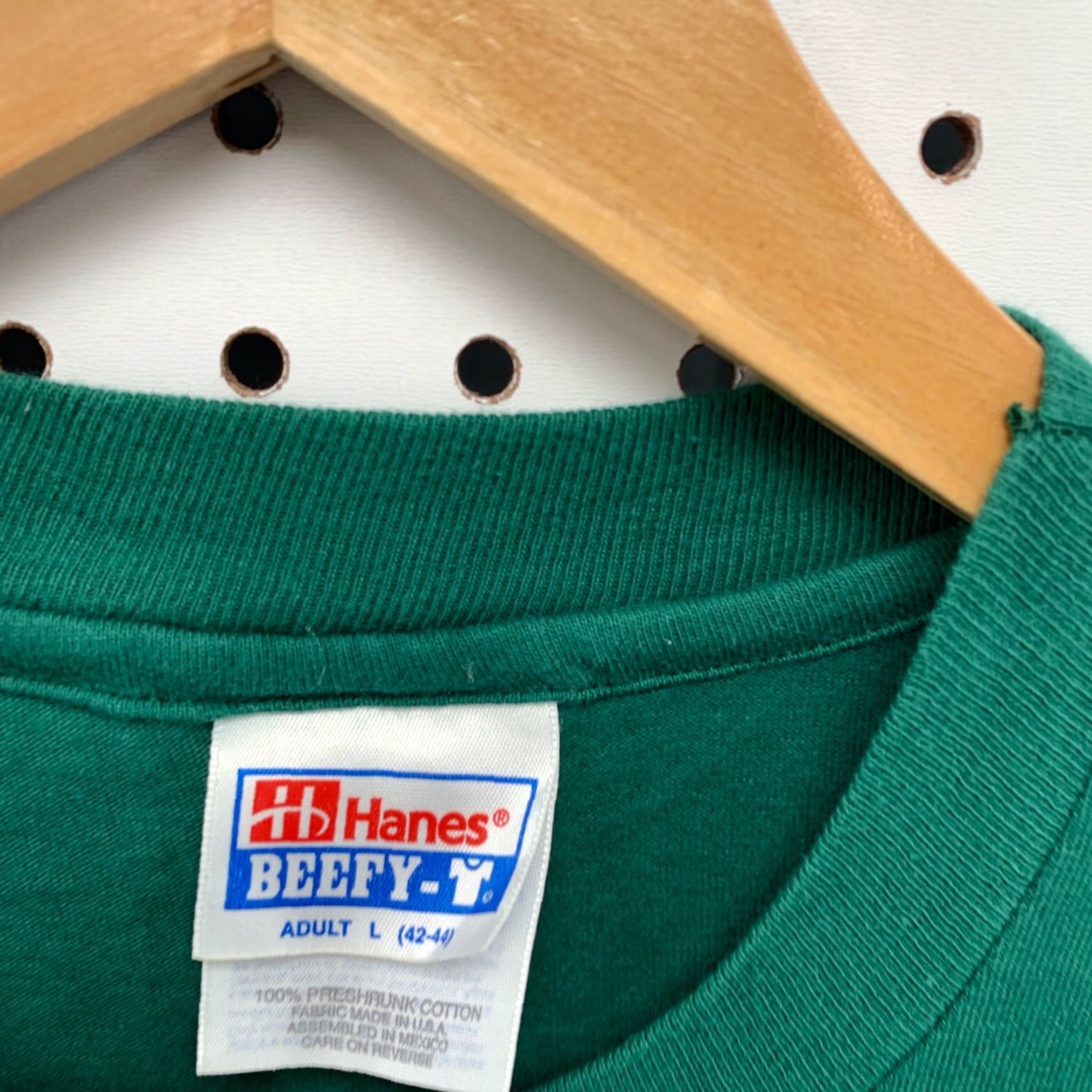 Hanes Vintage Teen Court Shirt Single Stitch Green Adult Large Short Sleeve TEE Size US L / EU 52-54 / 3 - 7 Thumbnail