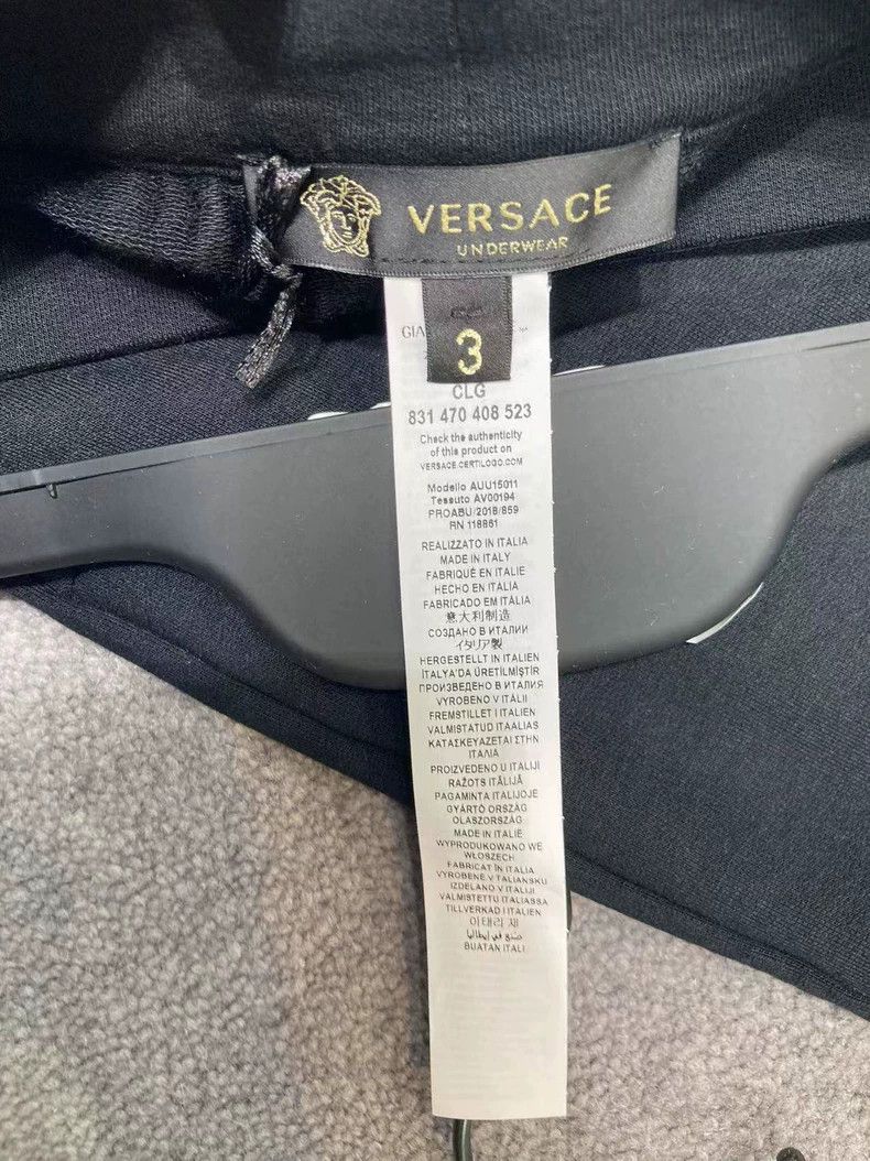 Versace Versace Black sweatpants Size US 30 / EU 46 - 3 Thumbnail
