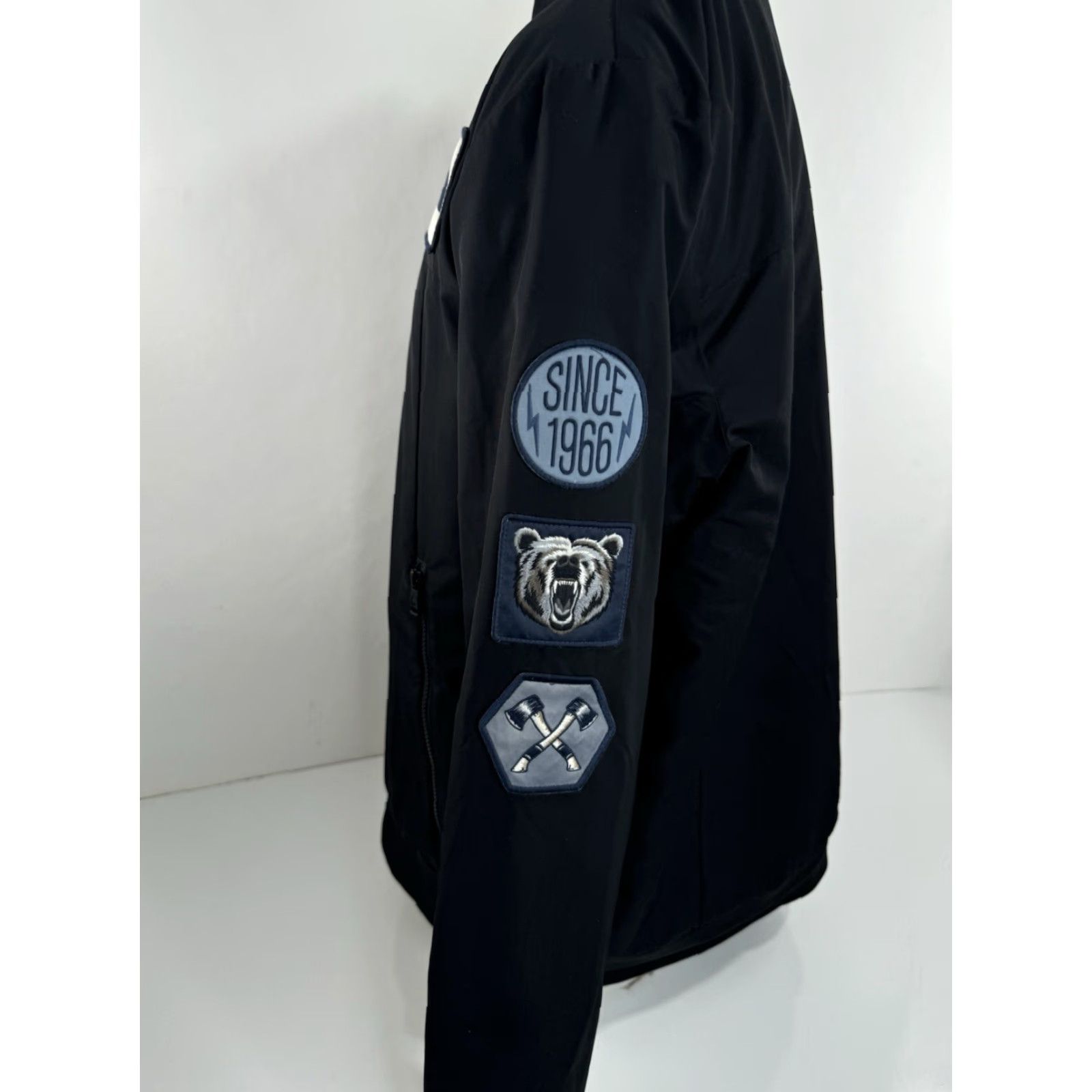 The North Face THE NORTH FACE Jacket XL Black Zip - Rare AXE THROWING / BEAR Patch - Men XL Vintage? Size US XL / EU 56 / 4 - 3 Thumbnail