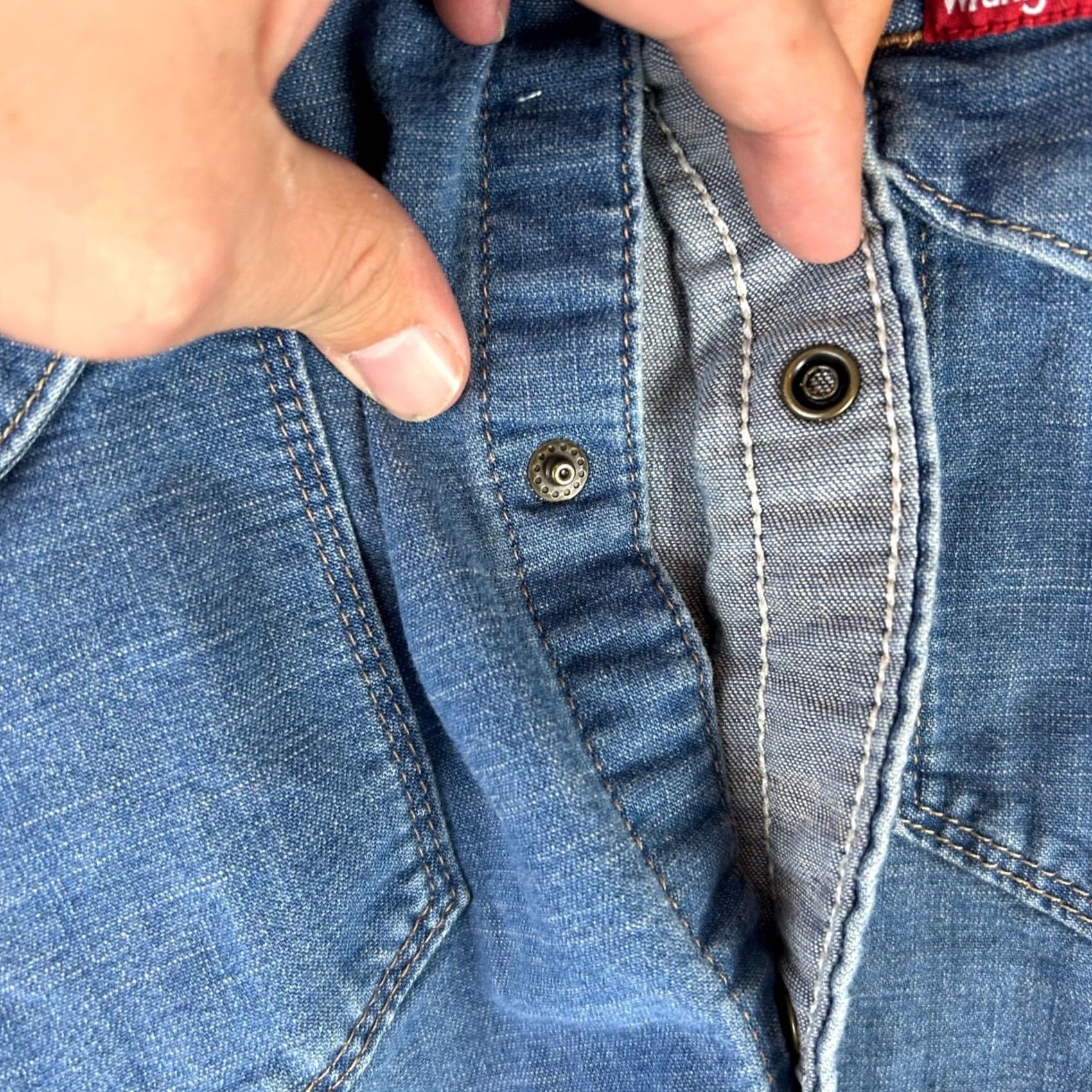 Wrangler Wrangler Western Shirt Mens XL Blue Denim Pearl Snap Long Sleeve Size US XL / EU 56 / 4 - 4 Thumbnail