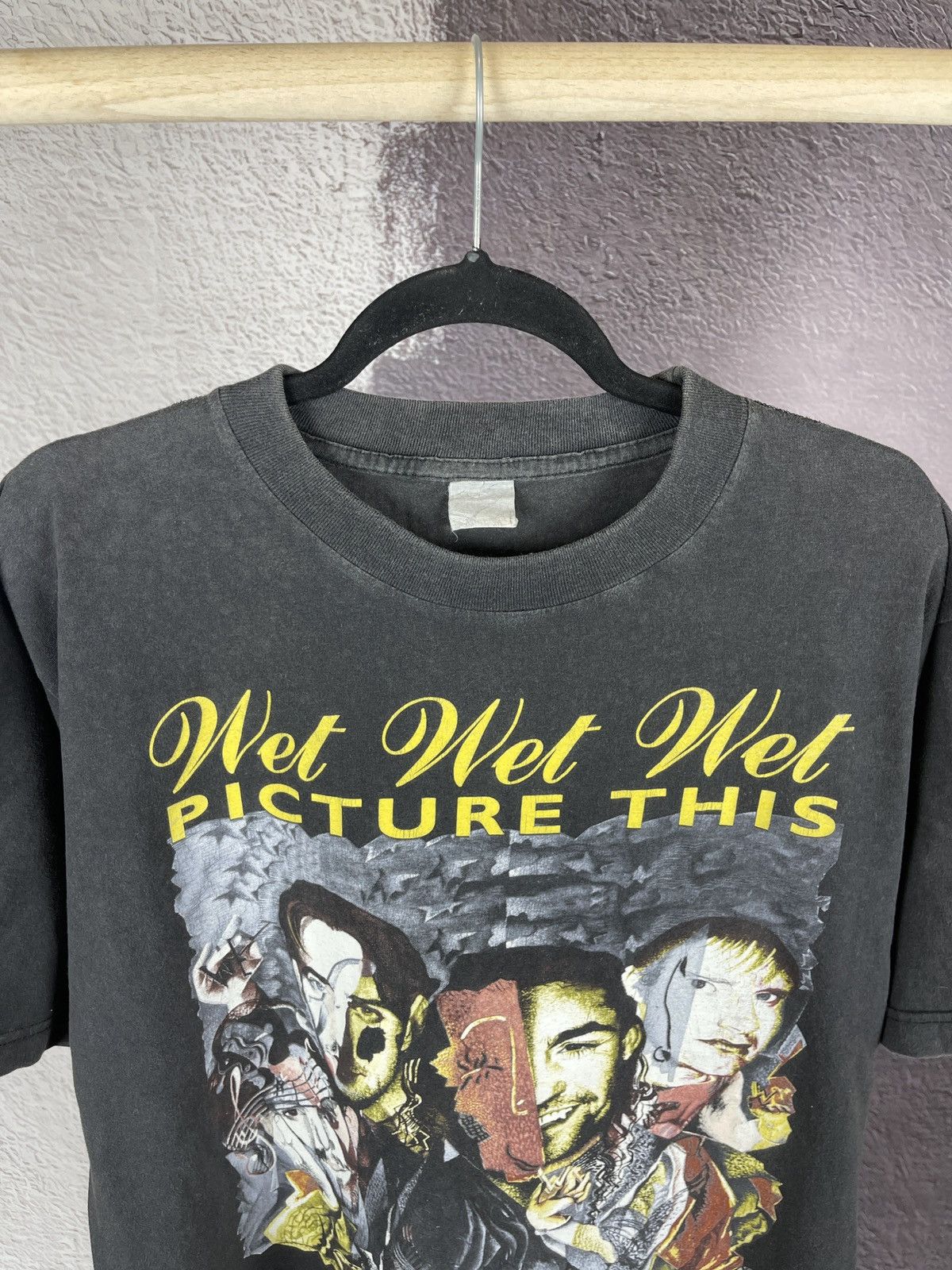Band Tees Wet Wet Wet vintage 1995 Picture This at Christmas tour tee Size US L / EU 52-54 / 3 - 6 Thumbnail