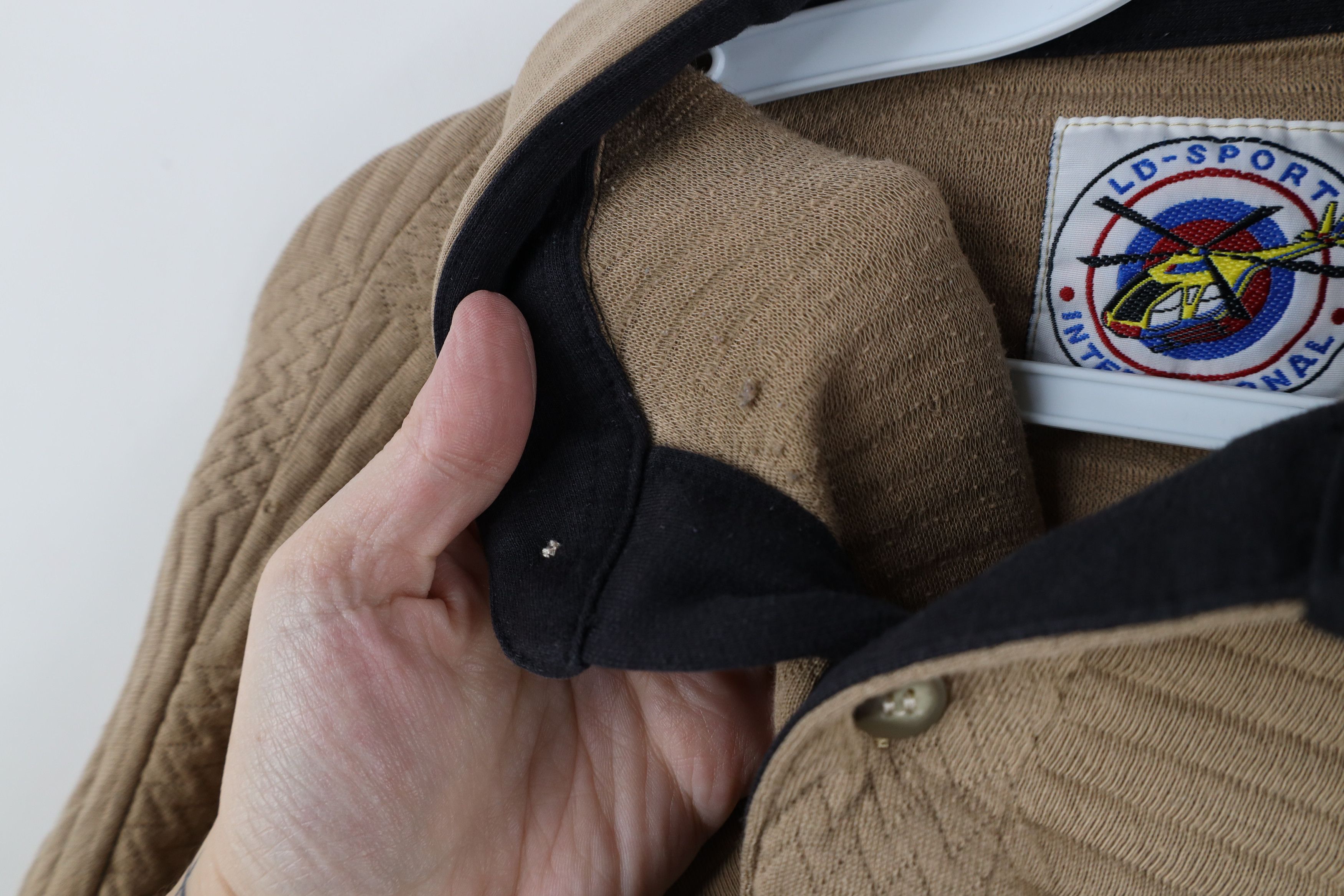 Vintage Vintage 90s Streetwear Textured Collared Pullover Polo Beige Size US L / EU 52-54 / 3 - 7 Thumbnail
