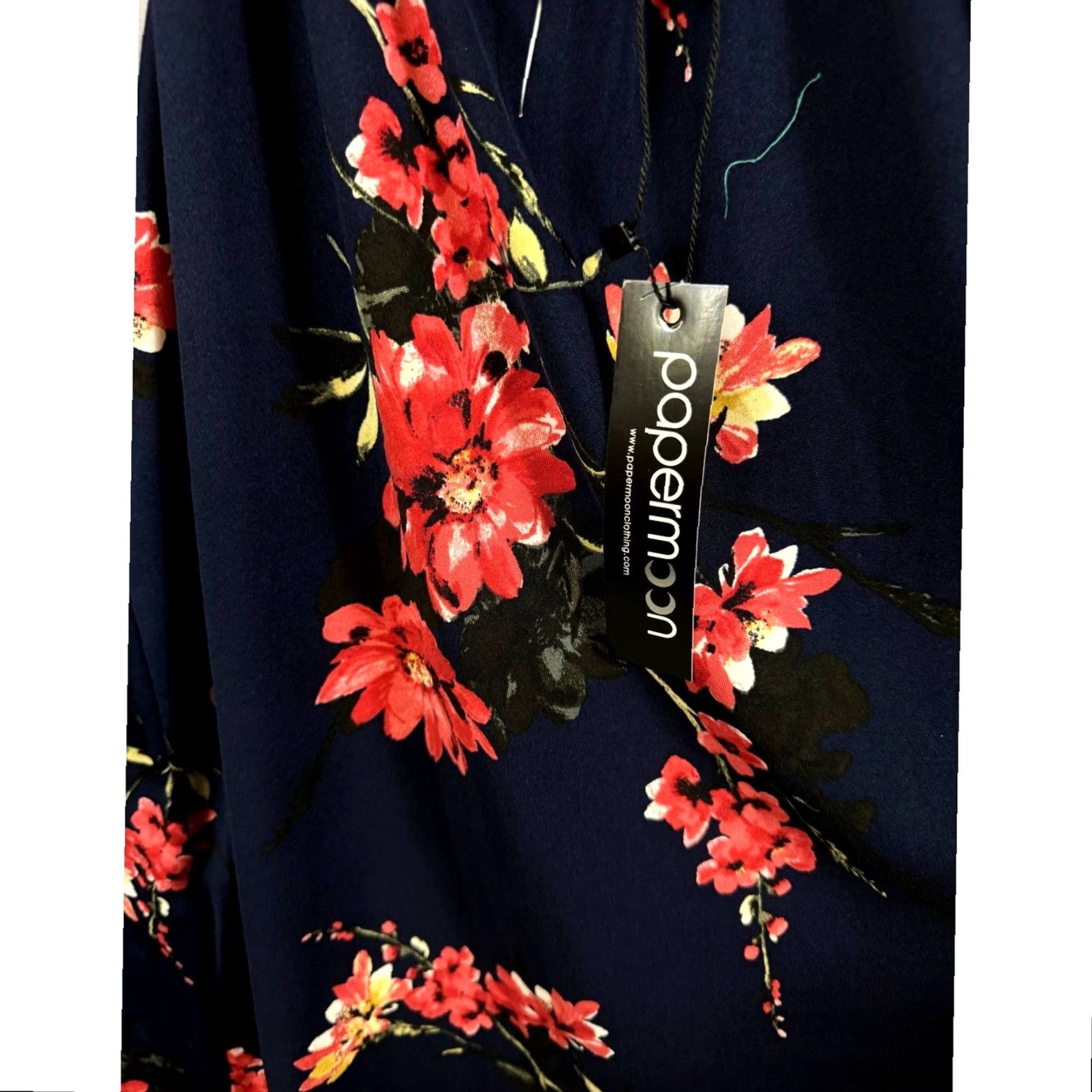 Vintage Papermoon Blouse Sleeveless Spaghetti Straps Navy Floral 1X Womens V-Neck Pullover Casual Party/Cocktail Travel Lightweight Polyester Spandex Rayon Size XL / US 12-14 / IT 48-50 - 7 Thumbnail