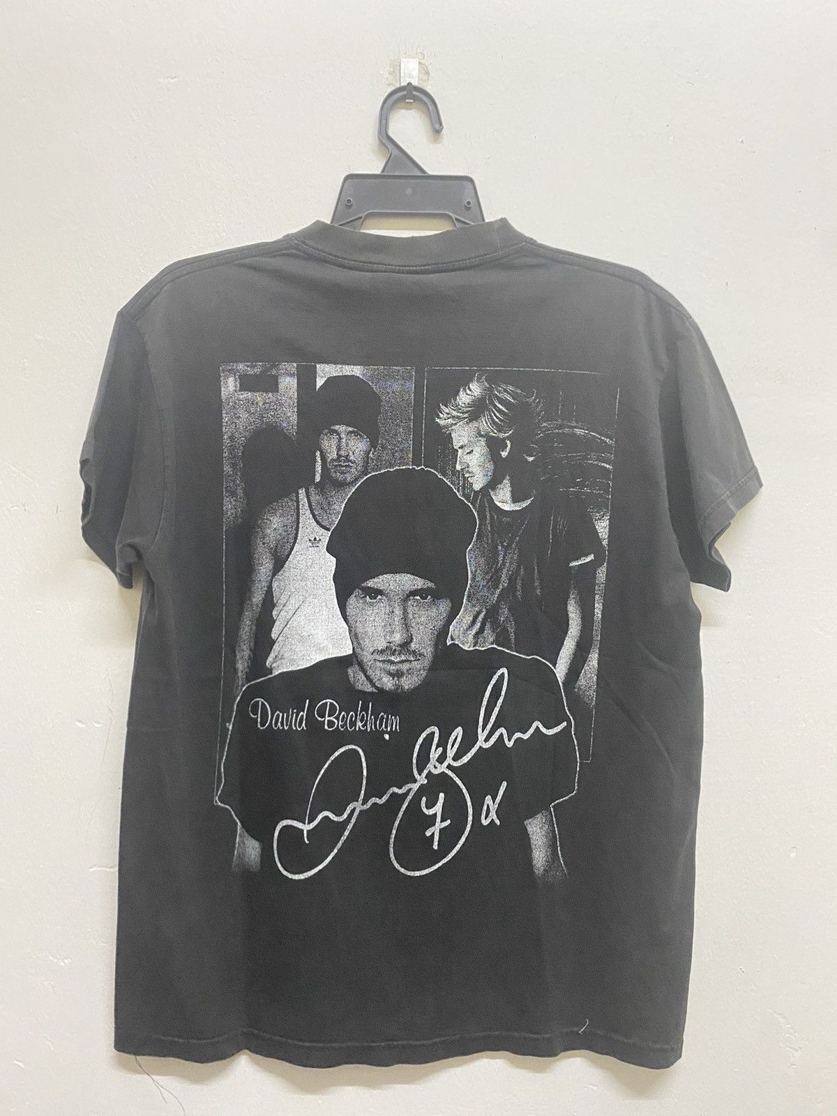 Vintage Vintage David Beckham Real Madrid Tee Size US M / EU 48-50 / 2 - 4 Thumbnail