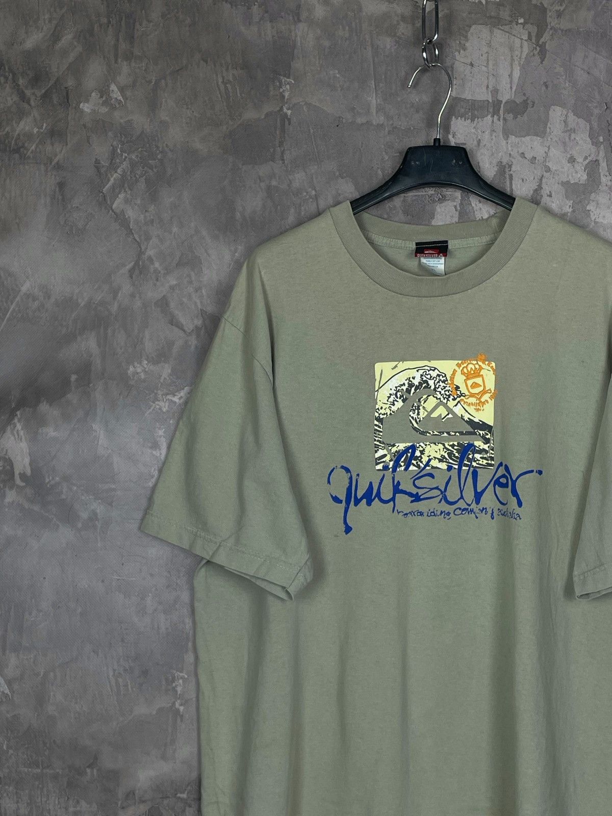 Quiksilver Vintage Quiksilver Y2K avantgarde streetwear t-shirt Size US L / EU 52-54 / 3 - 3 Thumbnail