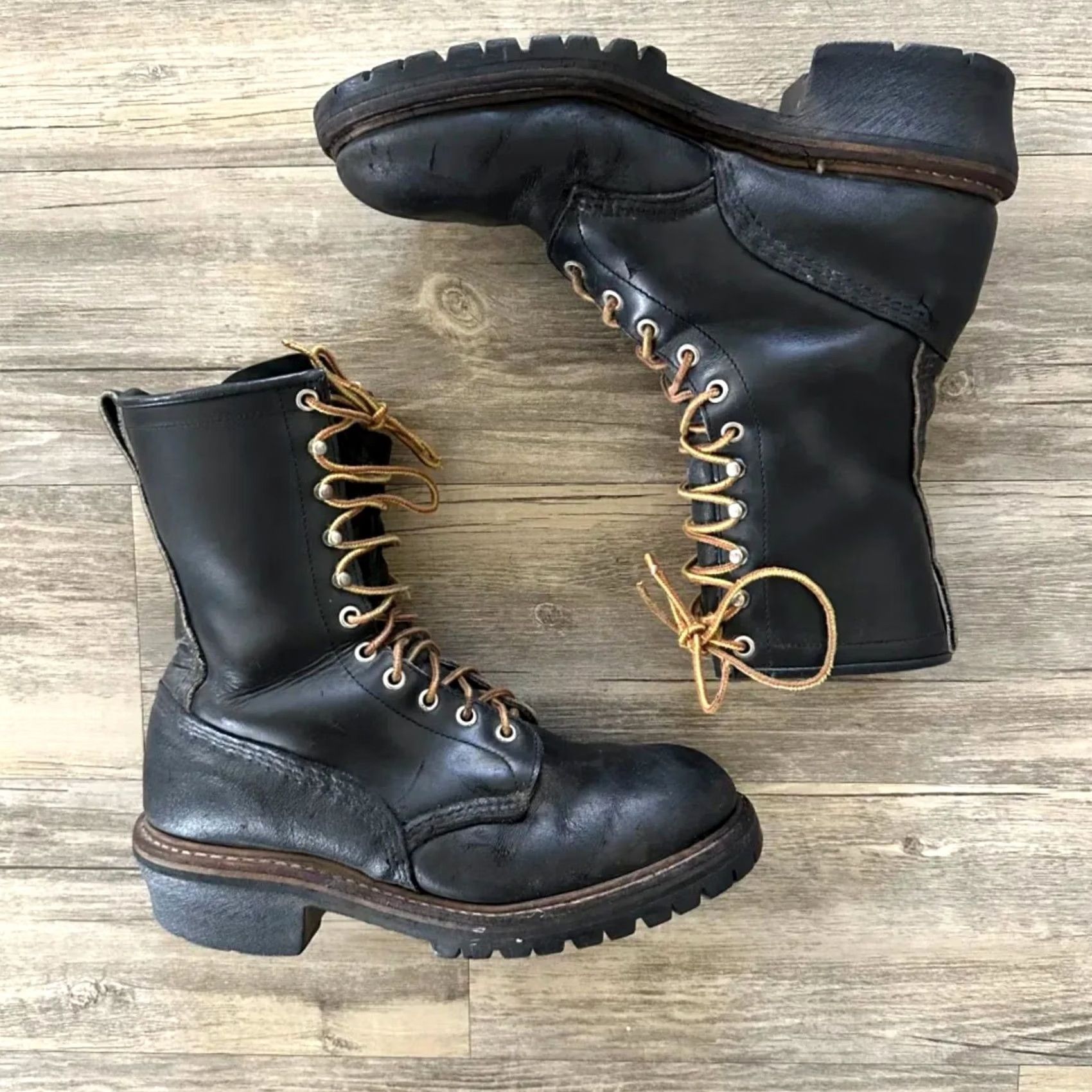 Vintage VINTAGE Red Wing Logger Boot Black Leather 8" 8.5 Men's Size Width? Size US 9 / EU 42 - 2 Thumbnail