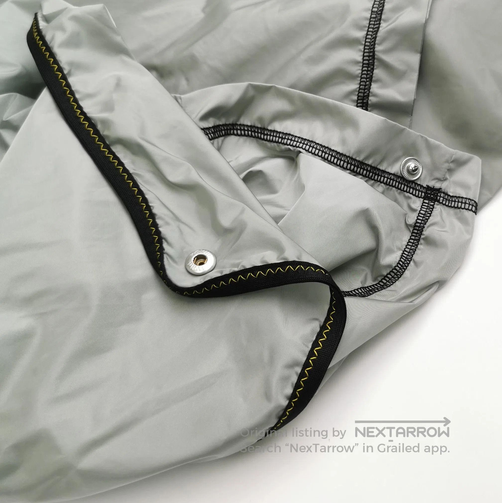 Prada Prada Hooded Cape with Triangle Logo . Size XXS / US 00 / IT 34 - 3 Thumbnail