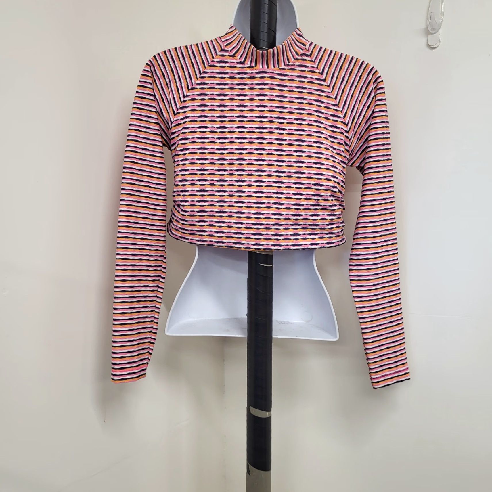 Athleta Athleta Crop Top Women's Small Multicolor Striped Activewear Mock Long Sleeve Shirt (Regular) Pink Size S / US 4 / IT 40 - 2 Thumbnail