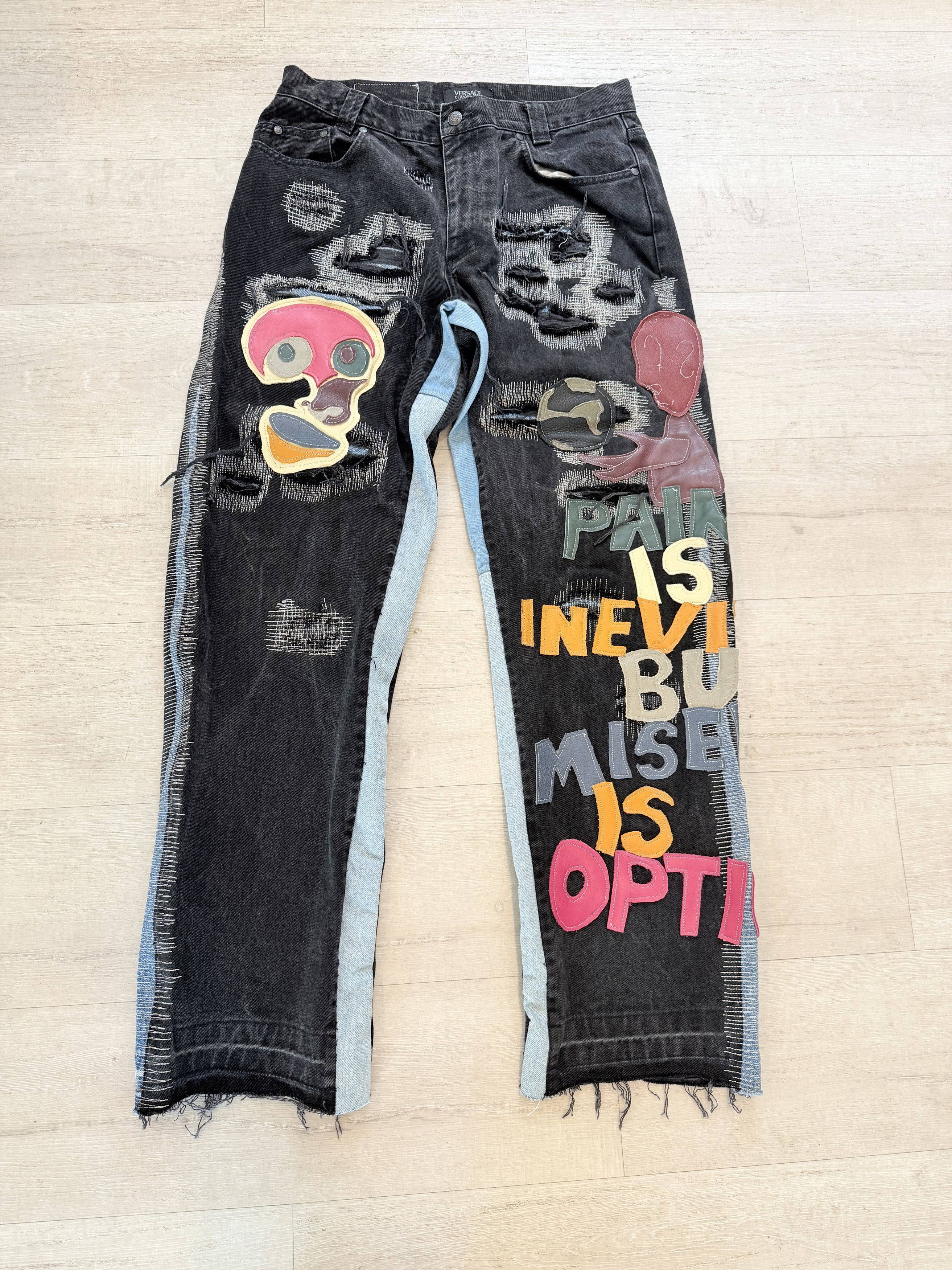 Versace Vintage Versace Classic V2 Graphic Appliqué Denim Size US 33 - 1 Thumbnail