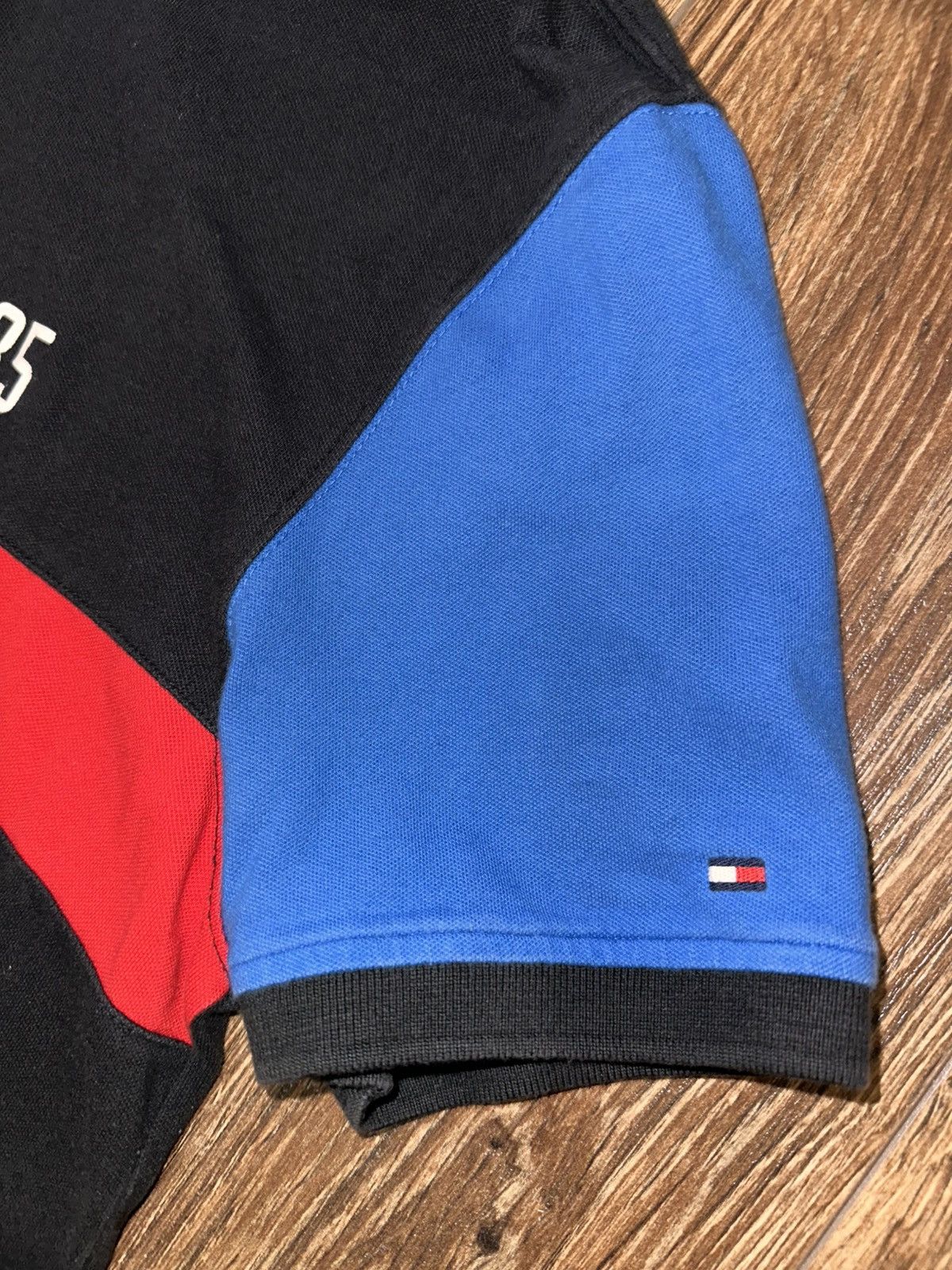 Tommy Hilfiger Tommy Hilfiger Polo Size US L / EU 52-54 / 3 - 3 Thumbnail