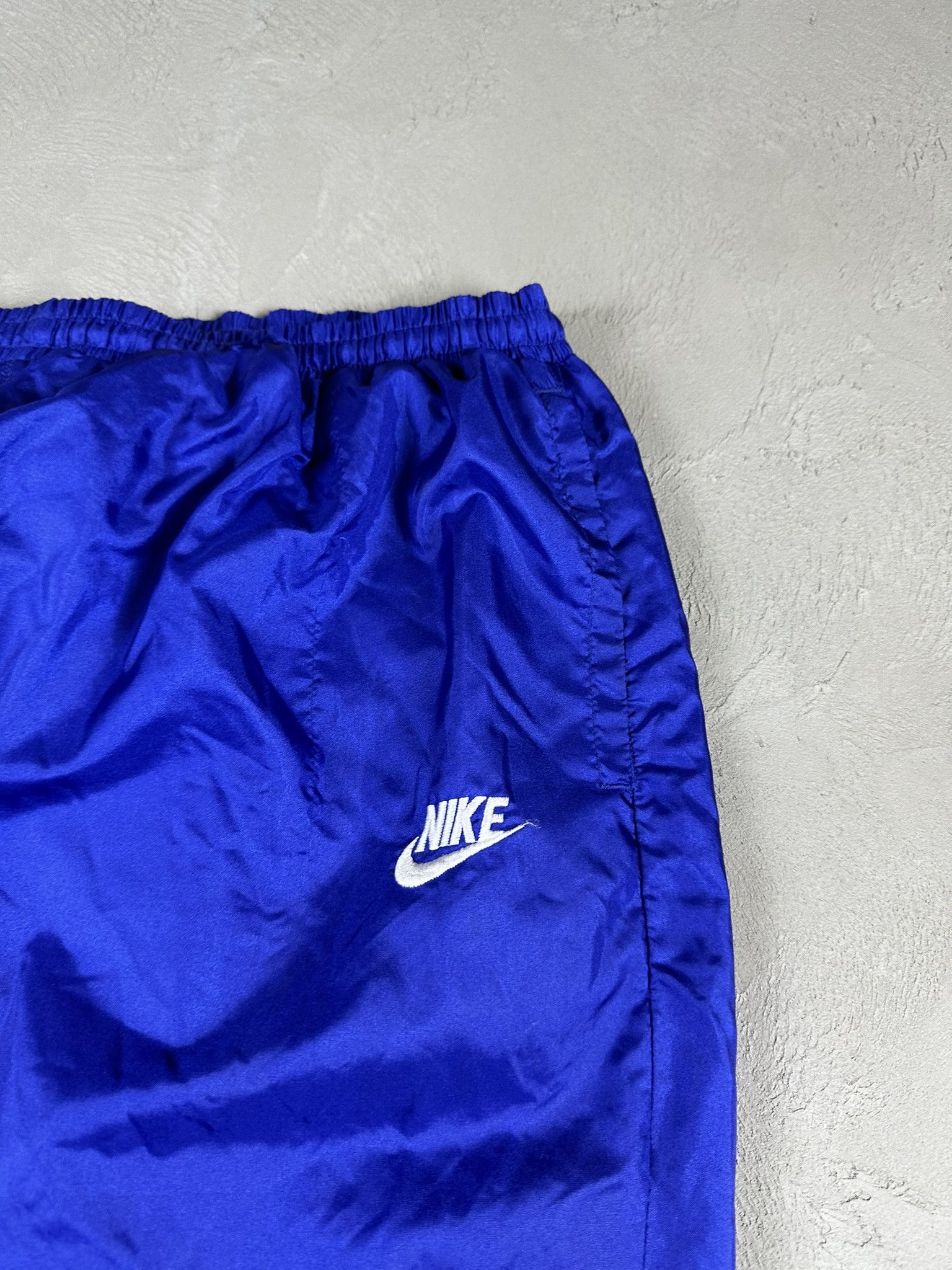 Nike 80s Vintage Nike Baggy Oversized Nylon Trackpants Size US 40 / EU 56 - 4 Thumbnail