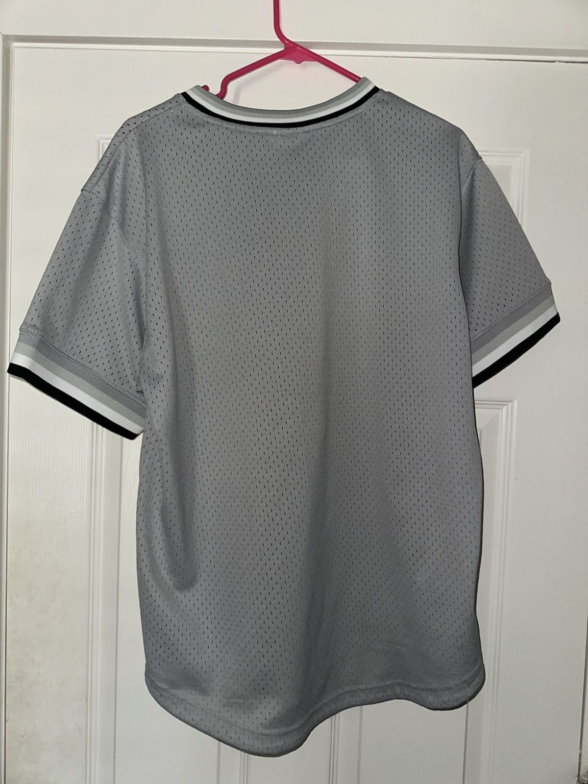 Mitchell & Ness Chicago White Sox Mitchell & Ness Cooperstown Road Jersey Size US L / EU 52-54 / 3 - 5 Thumbnail