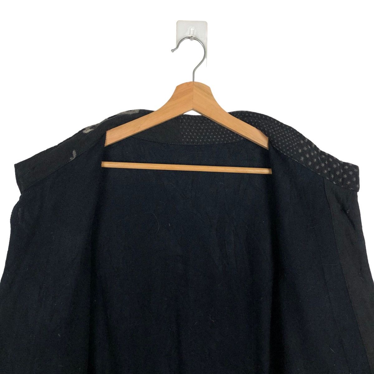 Japanese Brand VINTAGE ISSEY MIYAKE DESIGN WOOL FLORAL OVER PRINT Size US L / EU 52-54 / 3 - 10 Thumbnail