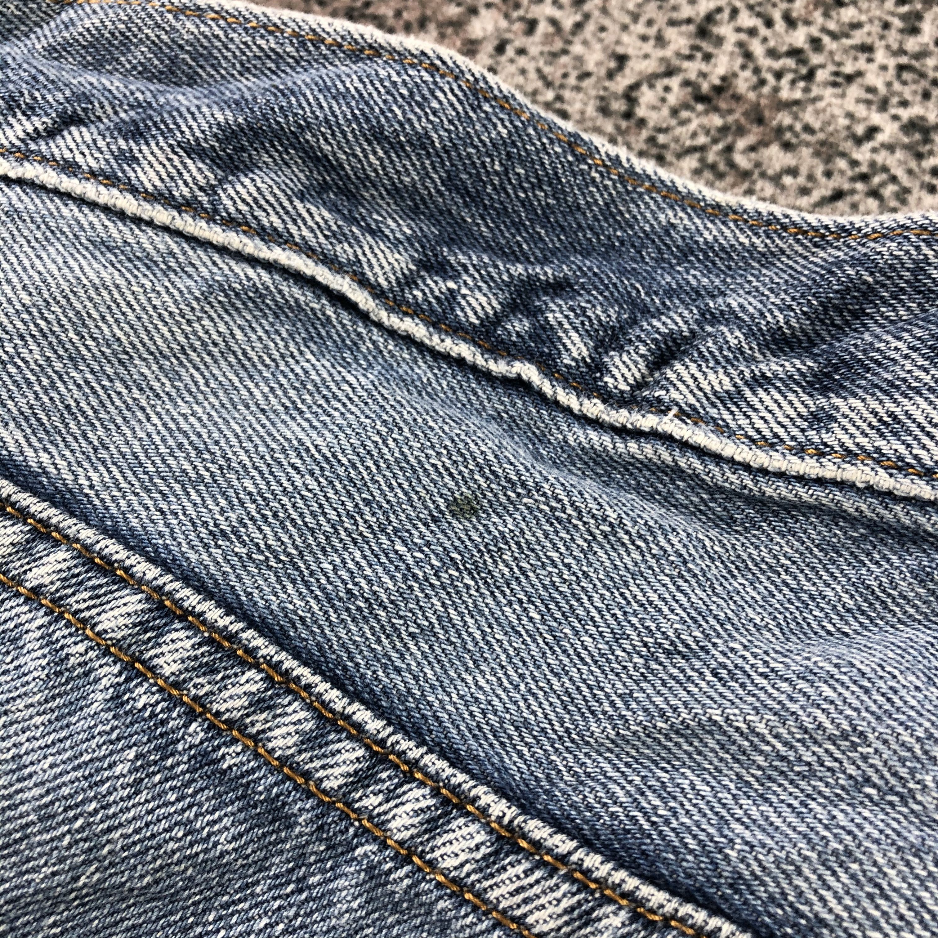 Levi's Vintage Levis 550 Jeans Relaxed Fit Denim KJ1128 Size US 36 / EU 52 - 10 Thumbnail