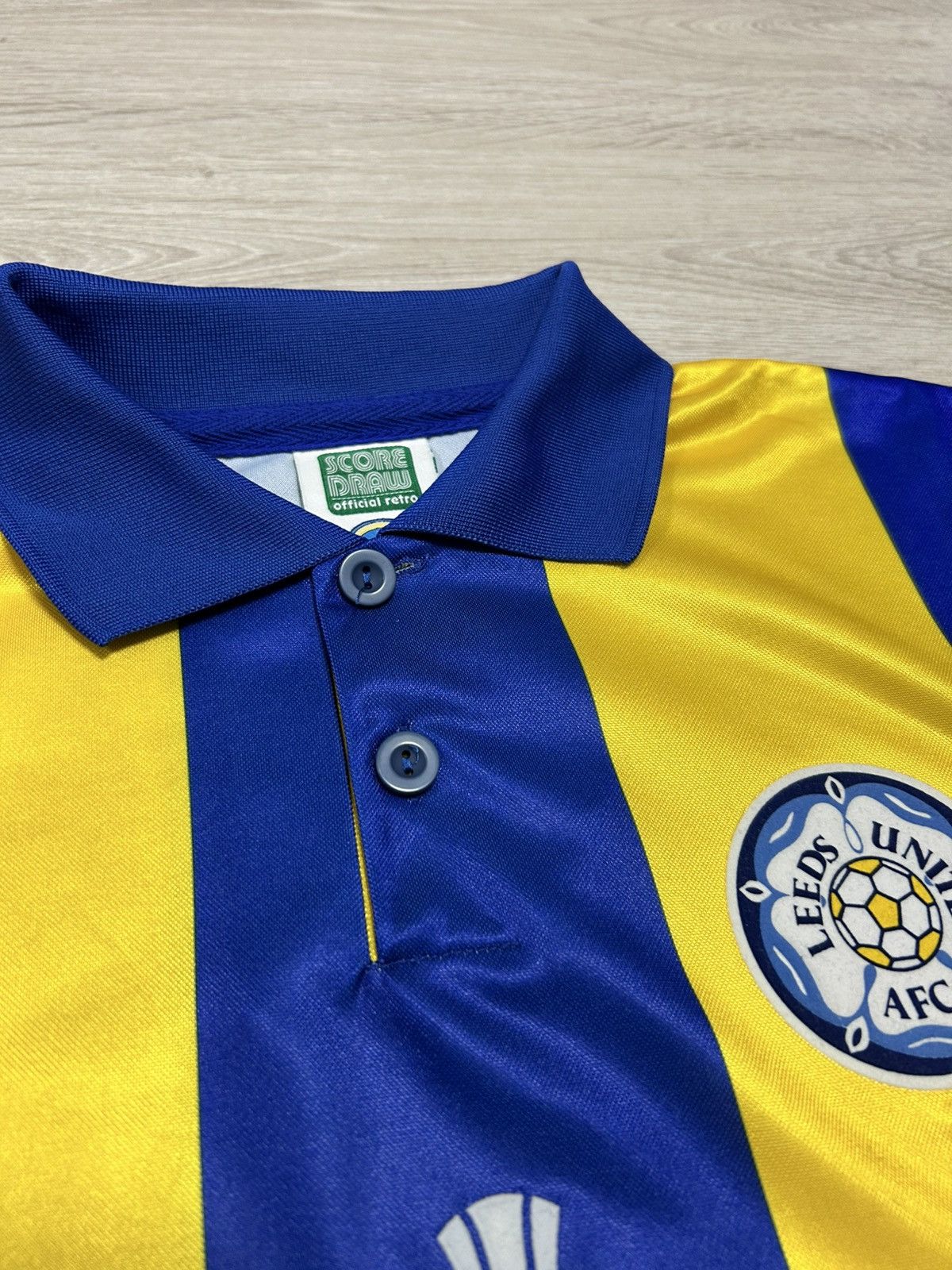 Asics LEEDS UNITED 1993-1994 FOOTBALL SHIRT JERSEY AWAY SCORE DRAW Size US M / EU 48-50 / 2 - 6 Thumbnail
