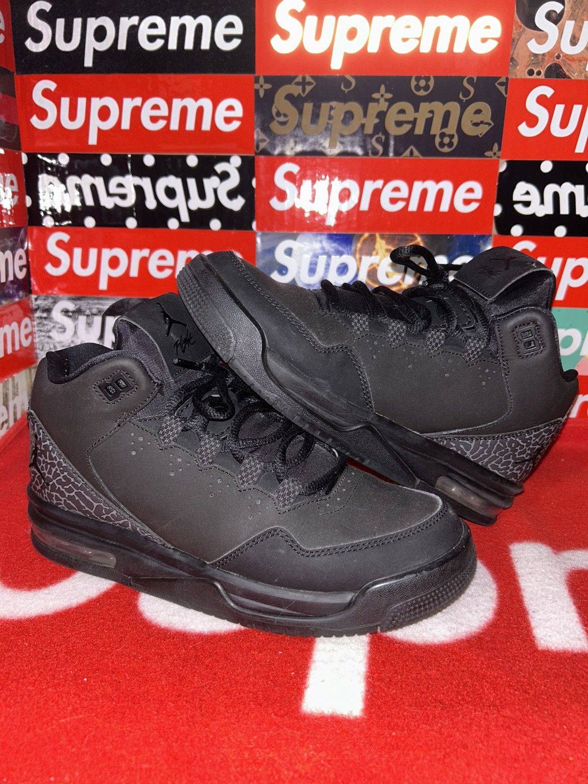 Jordan Brand Jordan Flight Origin 2 GS 705160-004 size 5.5y Size US 5.5 / EU 38 - 1 Thumbnail