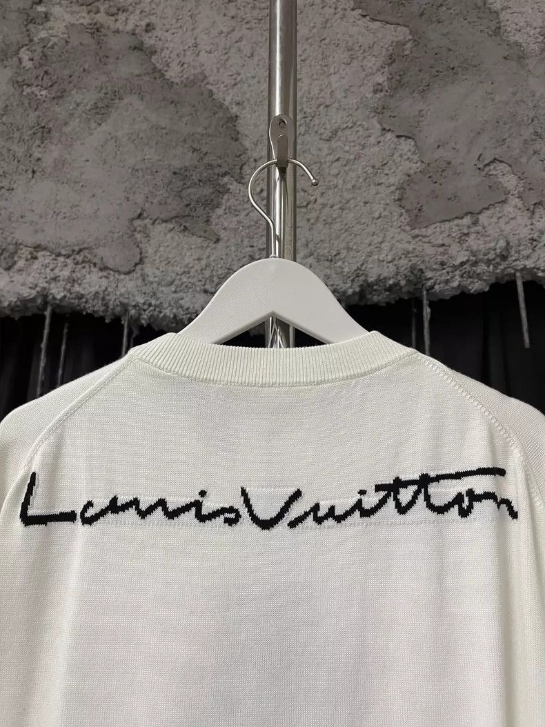 Louis Vuitton Louis Vuitton Knitted short sleeves Size US M / EU 48-50 / 2 - 5 Thumbnail