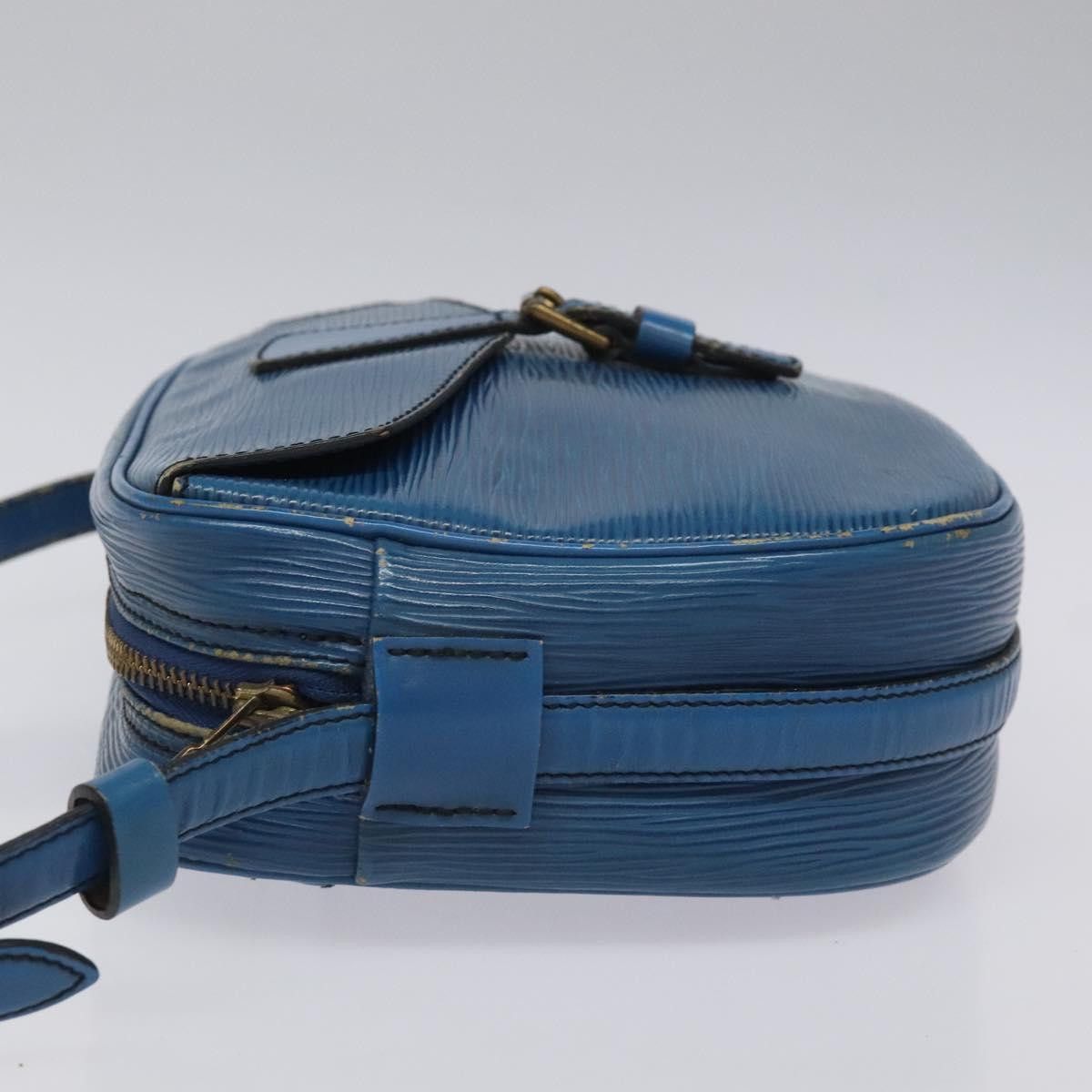 Louis Vuitton LOUIS VUITTON Epi June Feuille Shoulder Bag Blue M52155 Size ONE SIZE - 4 Thumbnail
