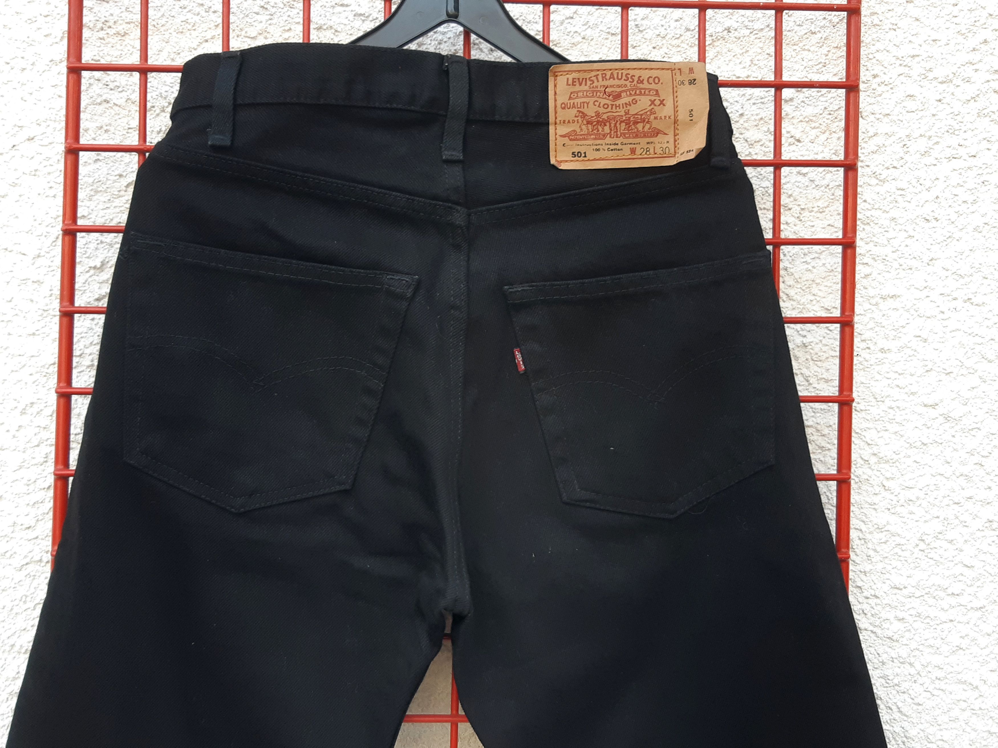 Levi's Vintage 90s LEVIS 501 Original Fit USA size W28/L30 NOS Size 28" / US 6 / IT 42 - 3 Thumbnail