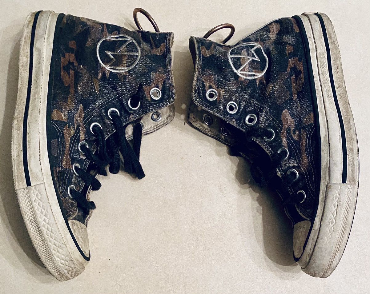 Converse × Undercover Distressed Converse x Undercover Jun Takahashi Chuck 70 Wm 6 Size US 6 / IT 36 - 6 Thumbnail