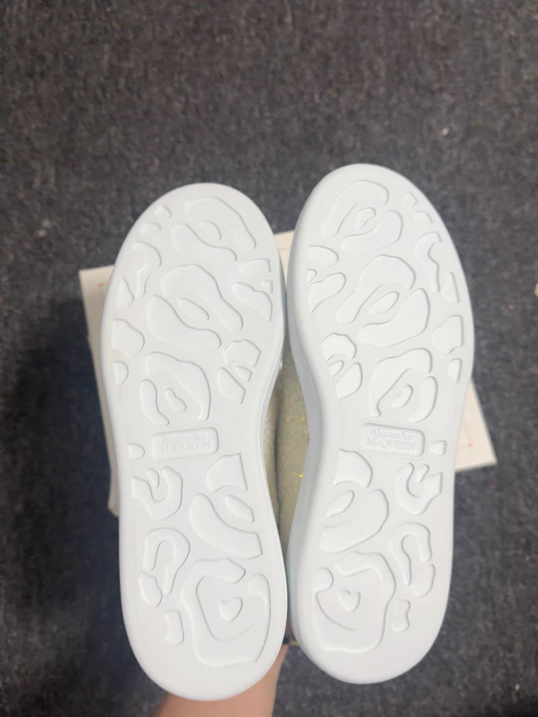 Alexander McQueen McQueen Oversized Leather Low-Top Sneakers K13 Size US 8 / IT 38 - 5 Thumbnail