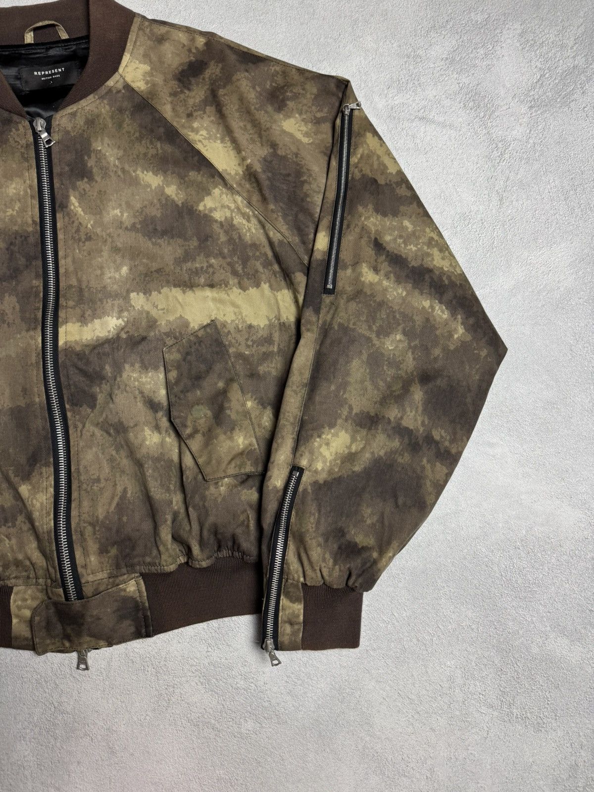 Represent Clo. Represent Clo Wax Cotton Camo Bomber Jacket Size US L / EU 52-54 / 3 - 7 Thumbnail