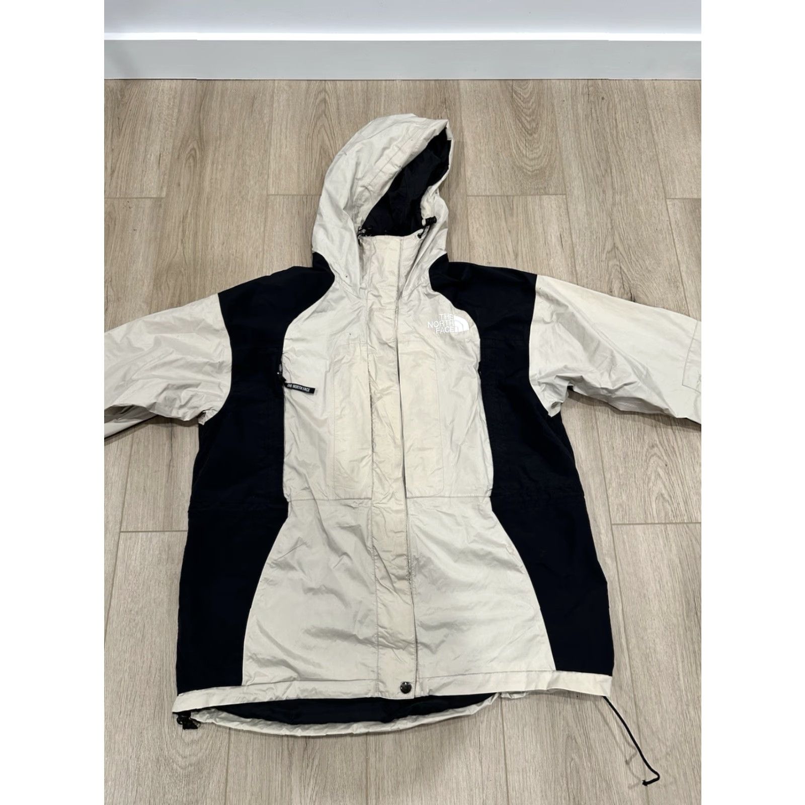 The North Face The North Face Gore Tex Women's Jacket Ski Snowboard Beige Black L Large Size L / US 10 / IT 46 - 3 Thumbnail