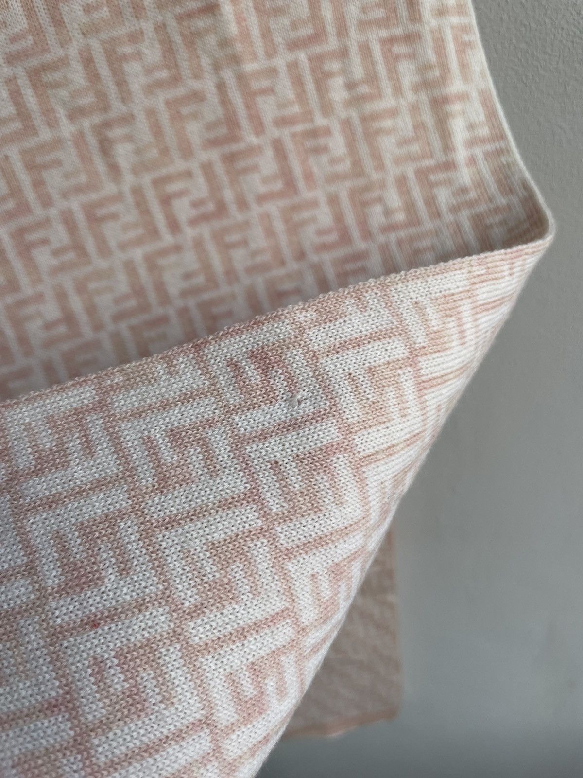 Fendi Fendi Monogram FF Double Sided Wool Pink Unisex Scarf Size ONE SIZE - 10 Thumbnail