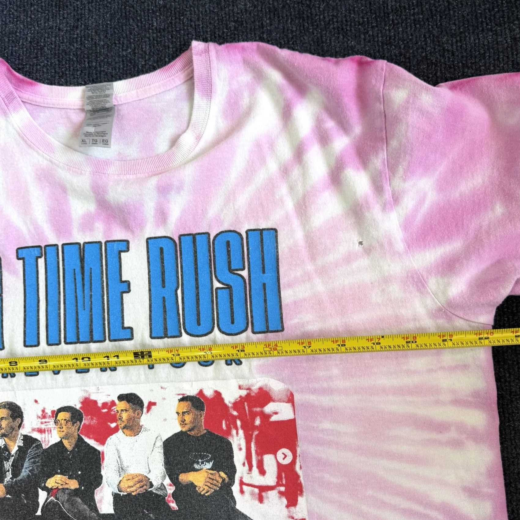 Gildan Big Time Rush Shirt Womens XL Pink Forever Tour 2022 Graphic Band Tee T-Shirt Size XL / US 12-14 / IT 48-50 - 6 Thumbnail