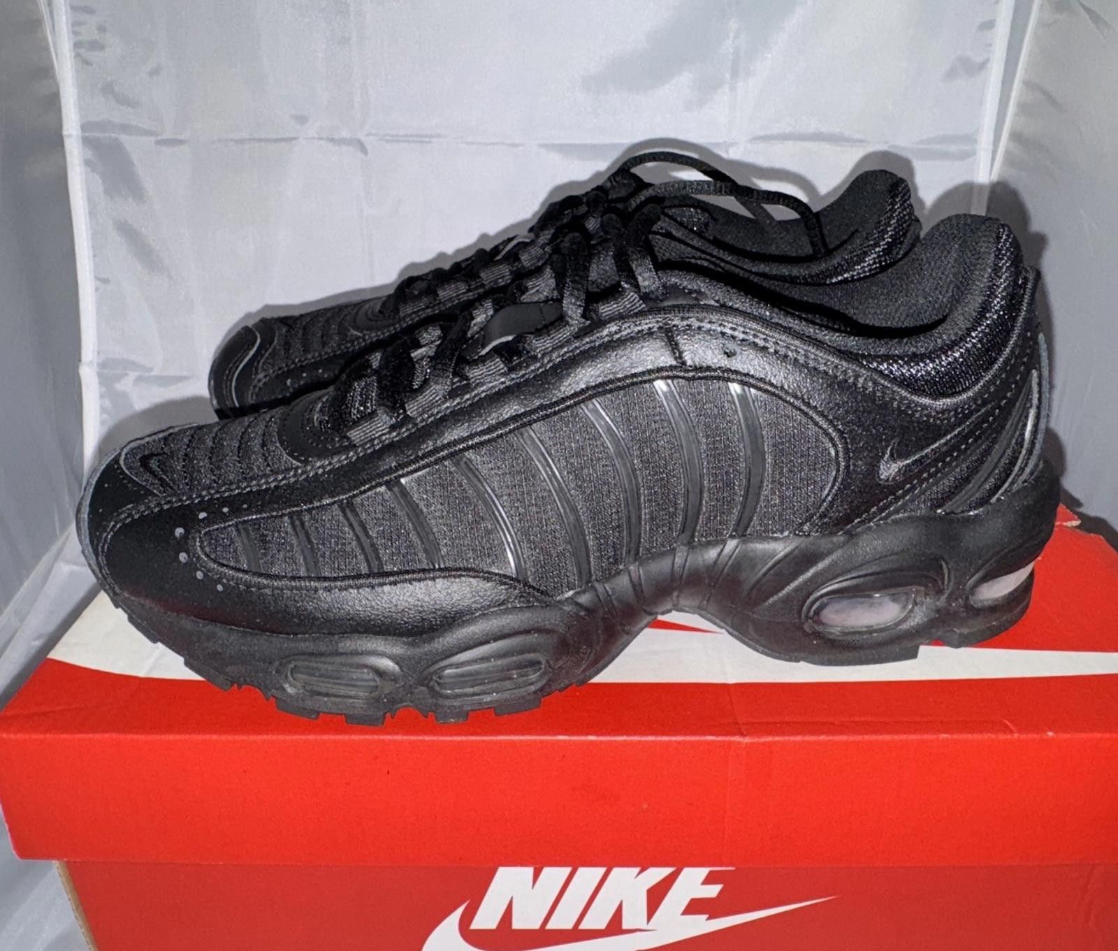 Nike Nike Air Max Tailwind IV 4 Triple Black Mens Size 9 Size US 9 / EU 42 - 3 Thumbnail